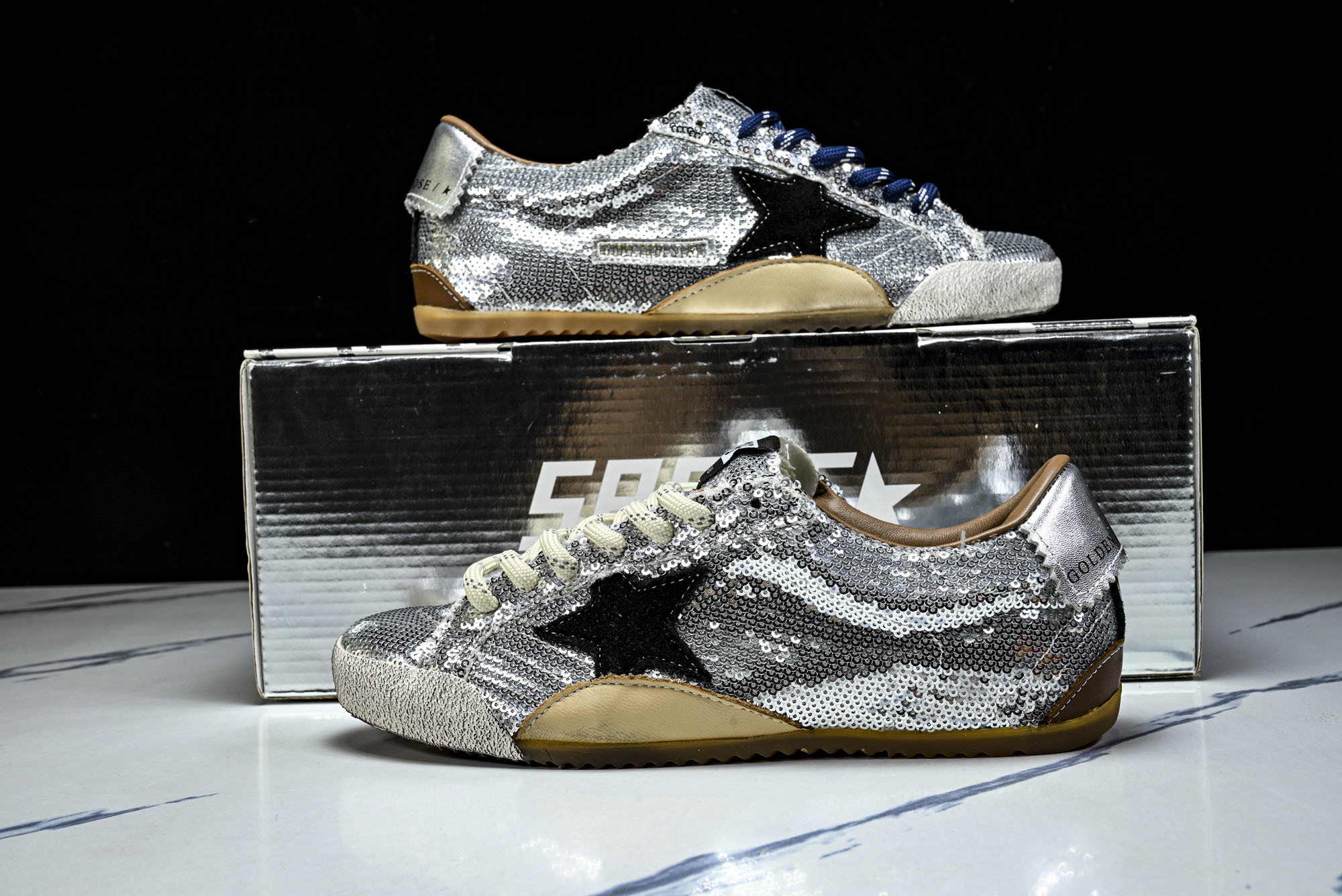 Golden Goose True Star 25s最新款 小红书爆款鞋 采用进口牛皮羊皮内里 舒适感爆