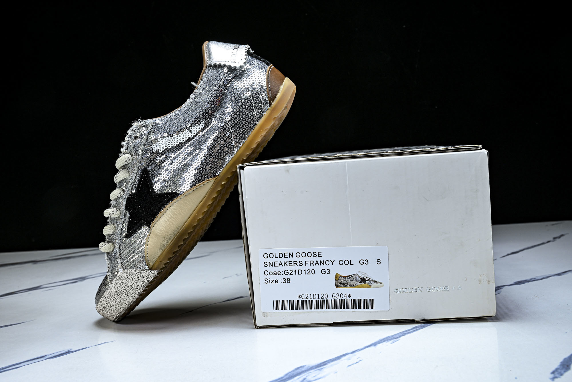 Golden Goose True Star 25s最新款 小红书爆款鞋 采用进口牛皮羊皮内里 舒适感爆