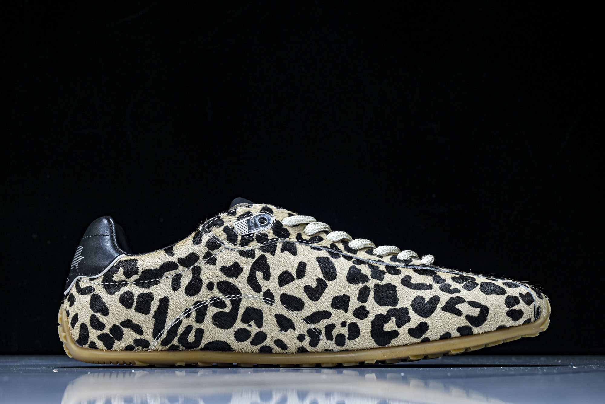 Golden Goose 25周年限定款三色系带平底低帮德训板鞋2025新款星星做旧小脏鞋女#Golde