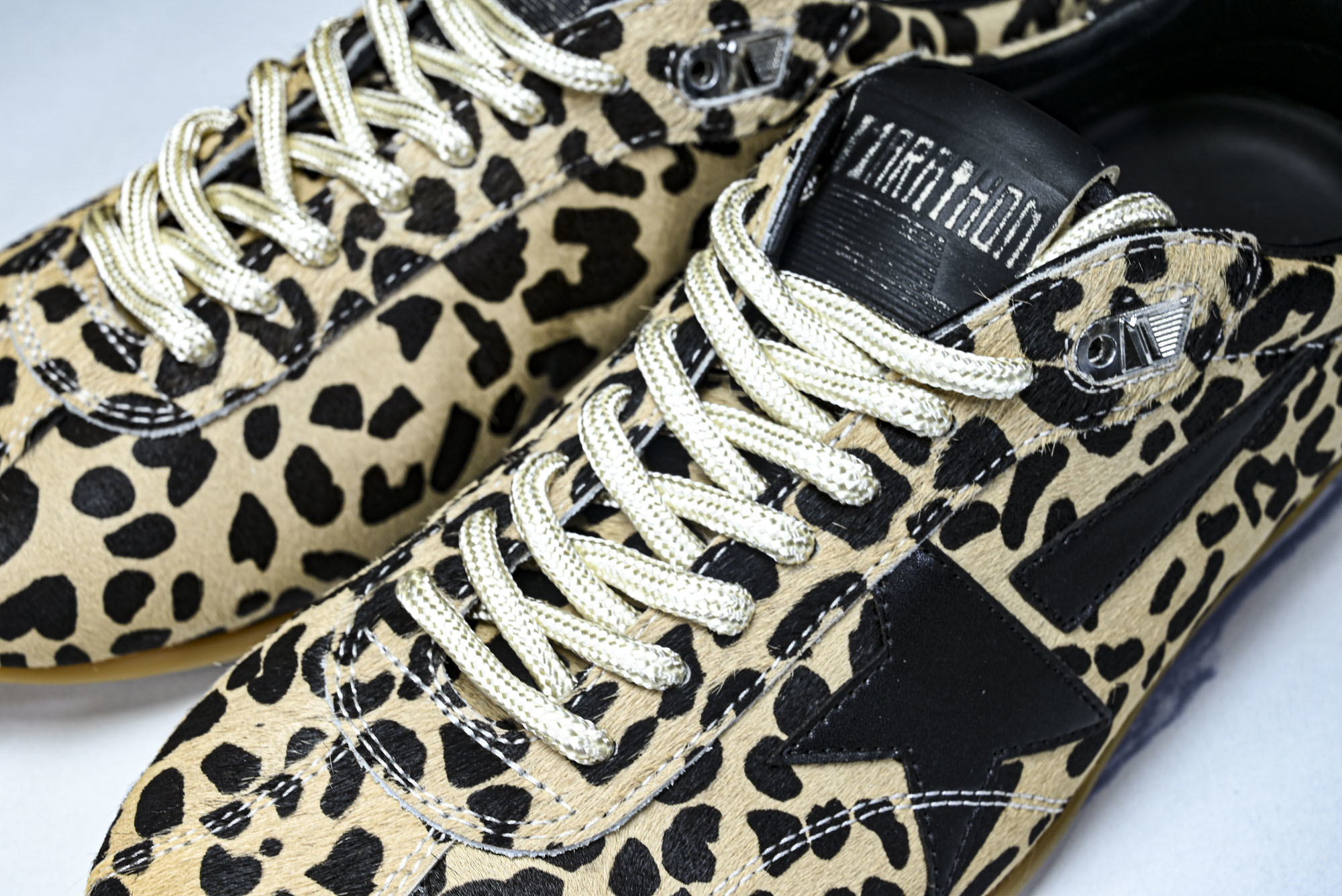 Golden Goose 25周年限定款三色系带平底低帮德训板鞋2025新款星星做旧小脏鞋女#Golde
