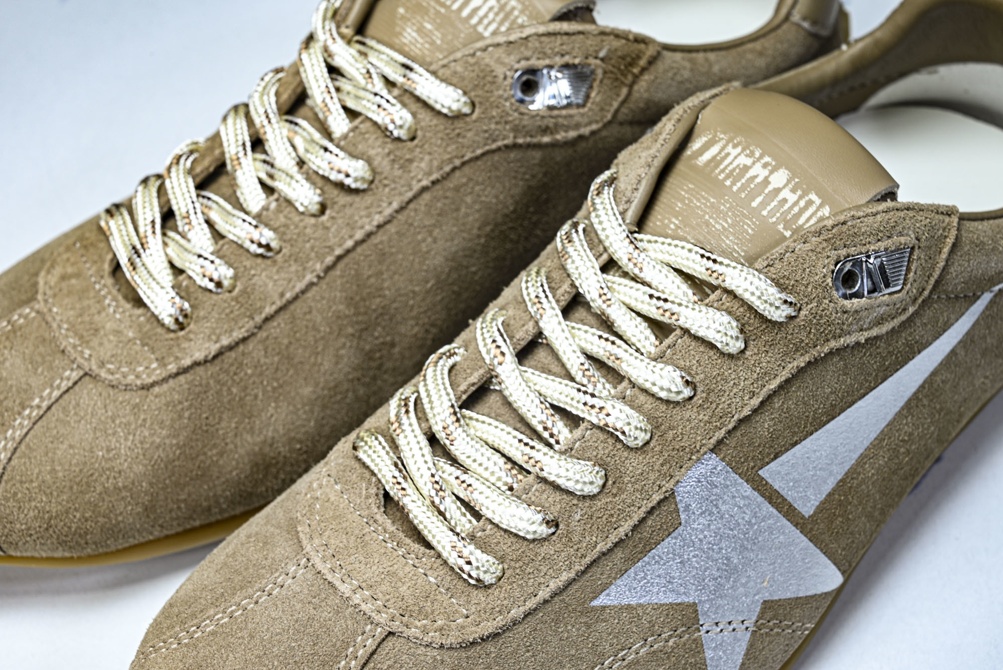 Golden Goose 25周年限定款三色系带平底低帮德训板鞋2025新款星星做旧小脏鞋女_CM_1#