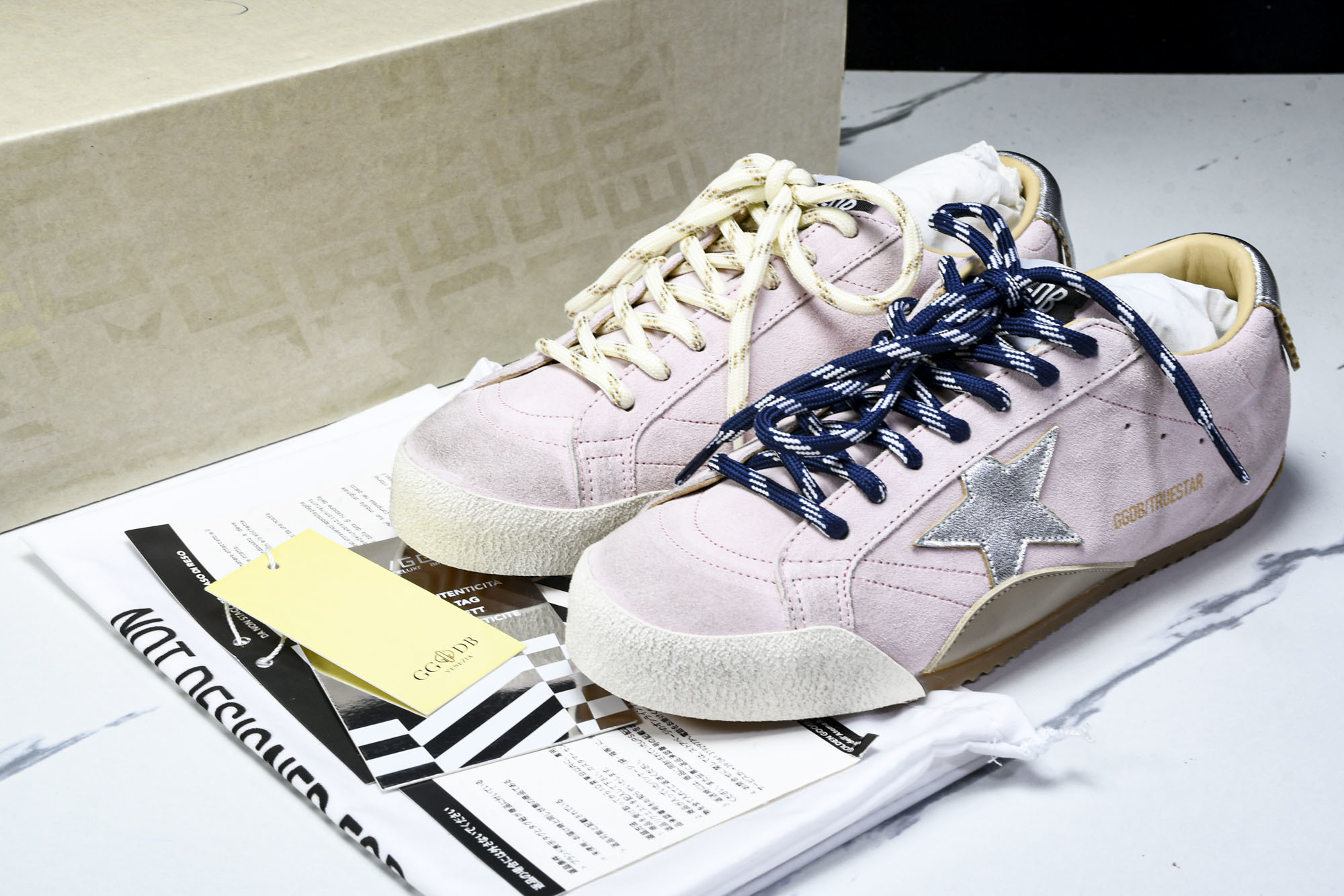 Golden Goose 25周年限定款三色系带平底低帮德训板鞋2025新款星星做旧小脏鞋女_CM_4G