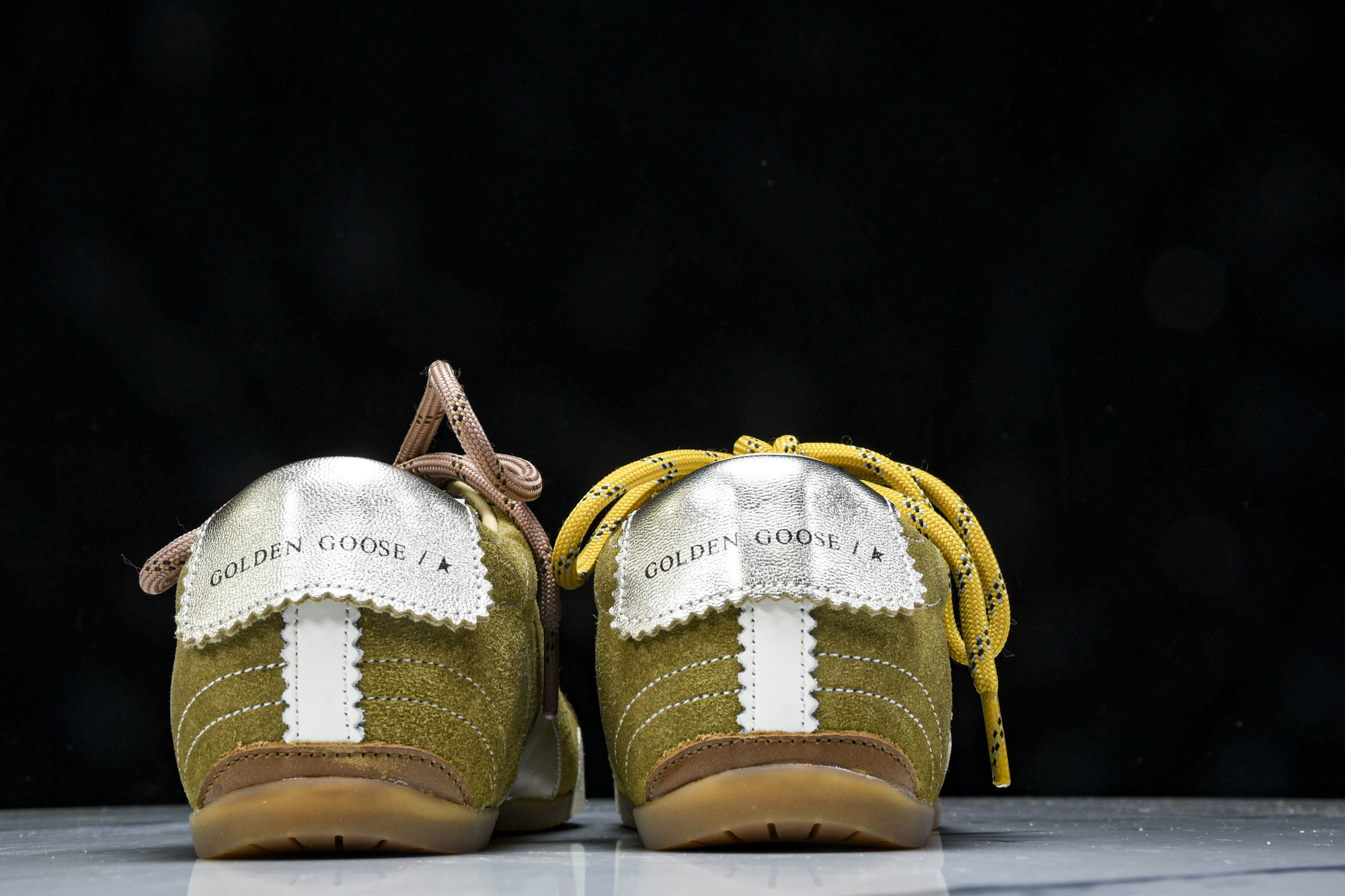 Golden Goose 25周年限定款三色系带平底低帮德训板鞋2025新款星星做旧小脏鞋女_CM_5G