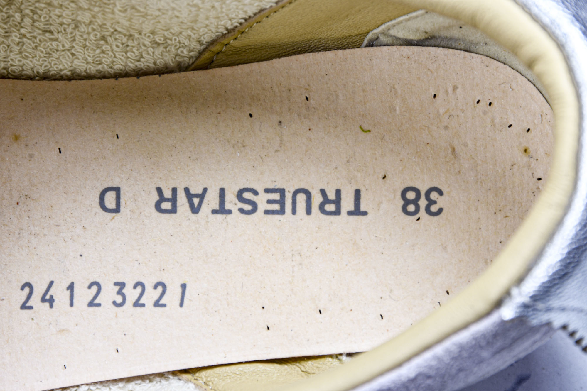 Golden Goose True Star 25s最新款  藕色Golden Goose True S