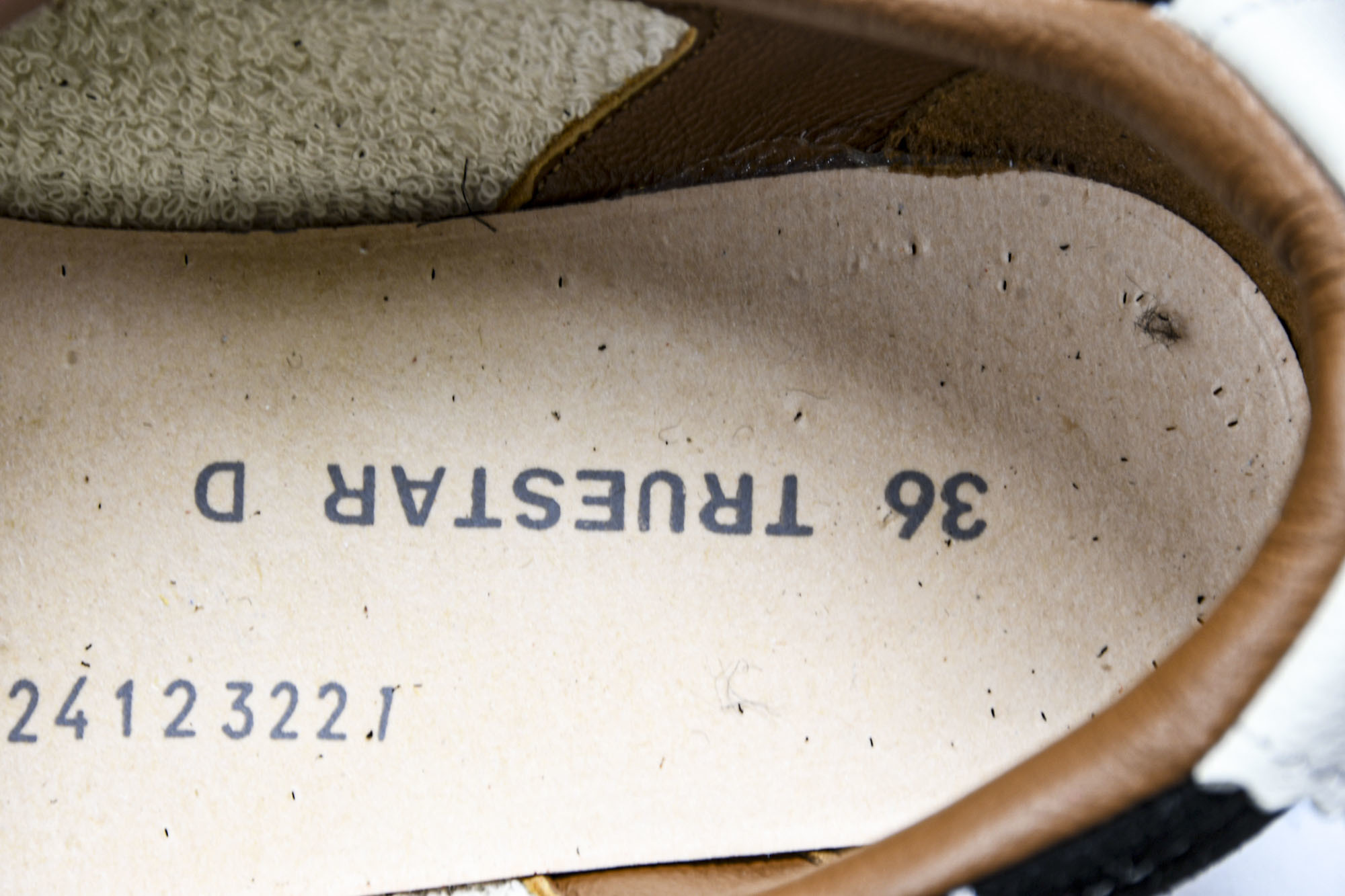 Golden Goose True Star 25s最新款 黑色Golden Goose True St