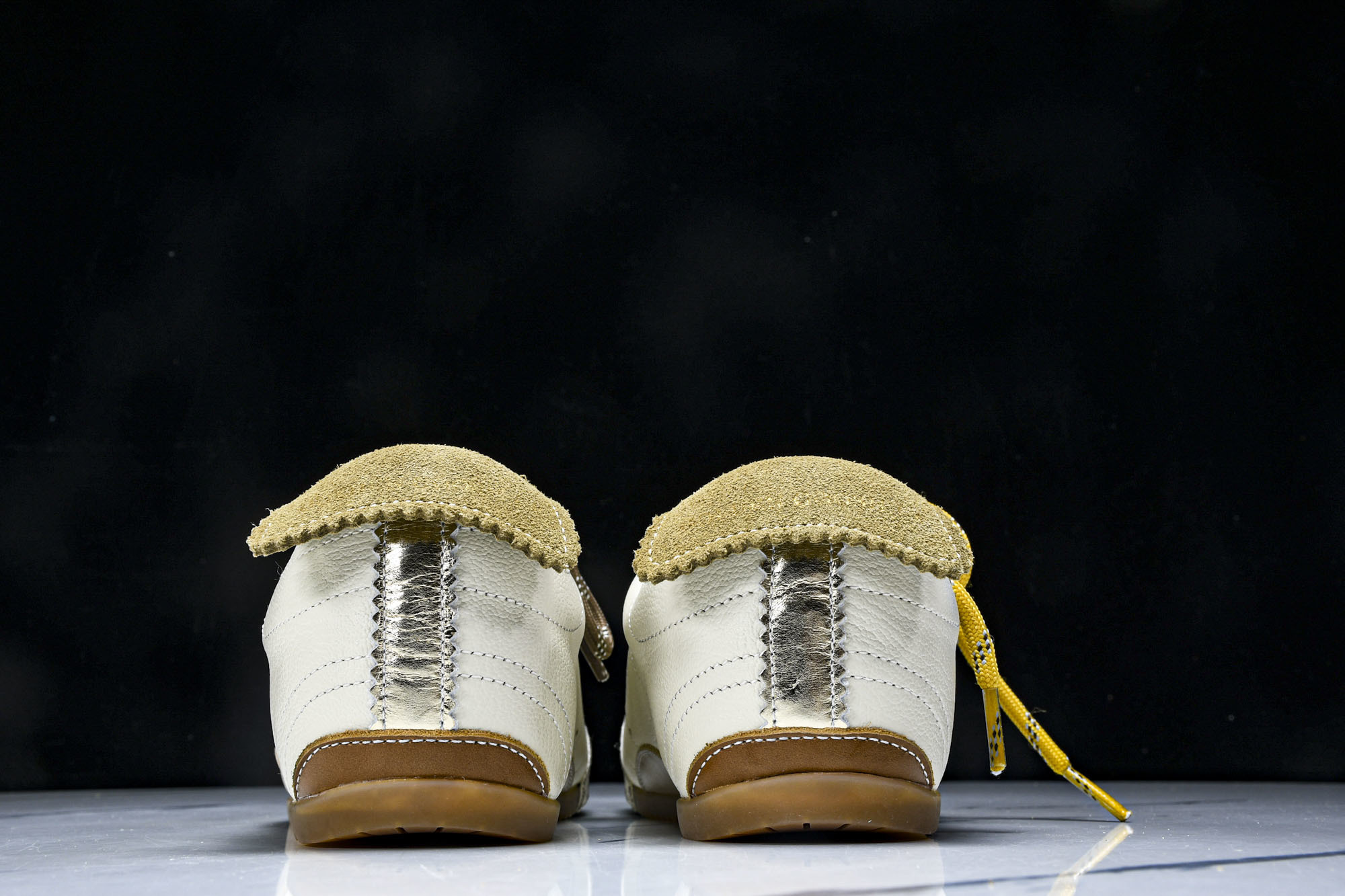 Golden Goose True Star 25s最新款白色Golden Goose True Sta