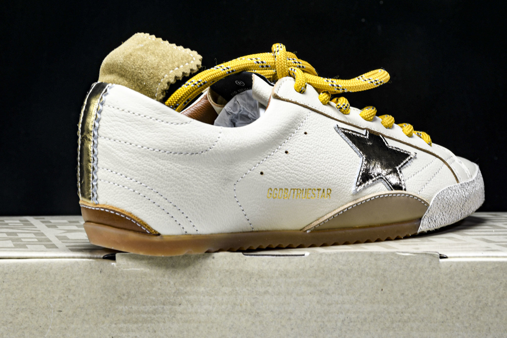 Golden Goose True Star 25s最新款白色Golden Goose True Sta