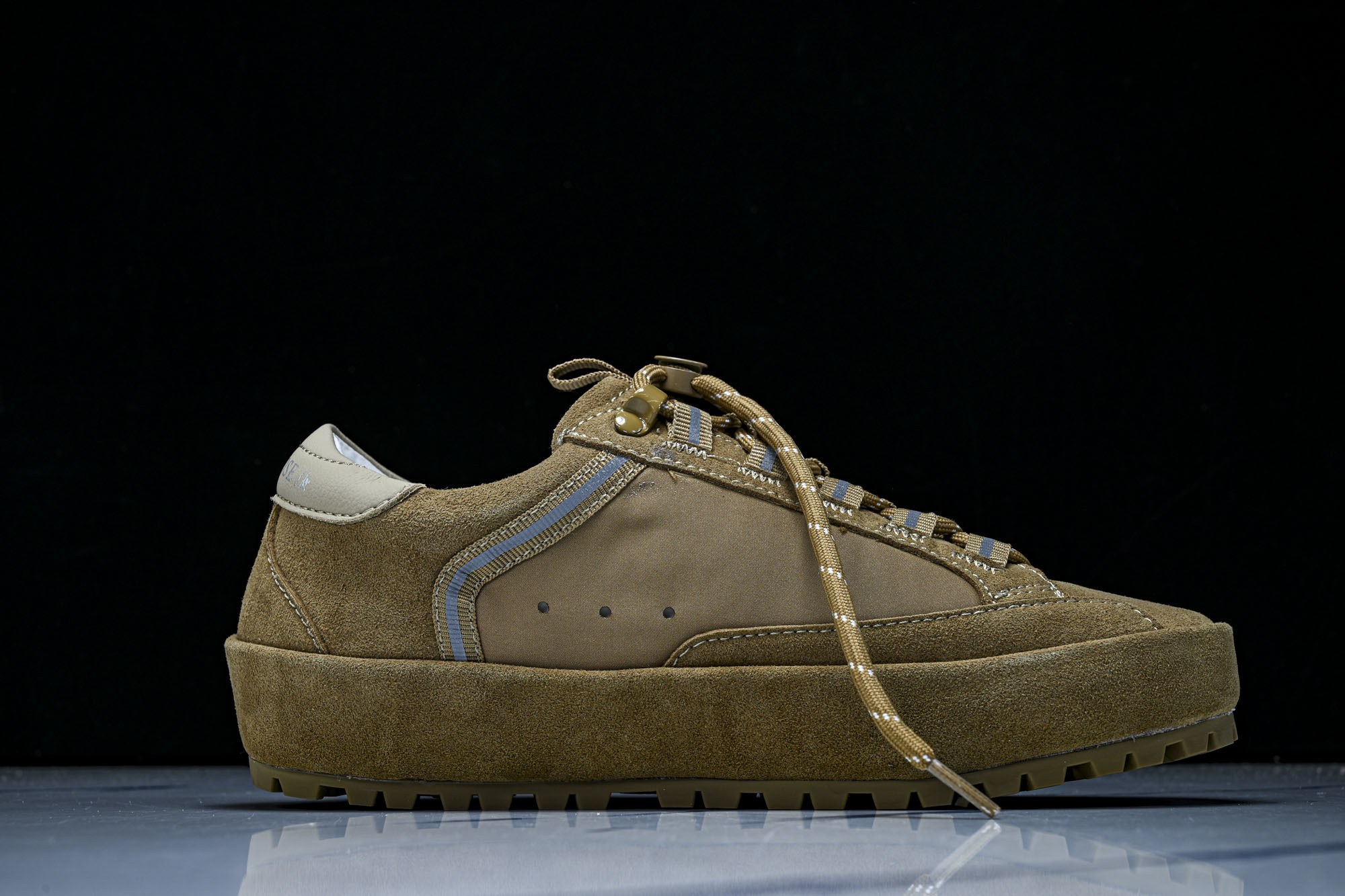 Golden Goose GGDB 麂皮拼接厚底系带休闲鞋女板鞋 #YZ006Golden Goose 