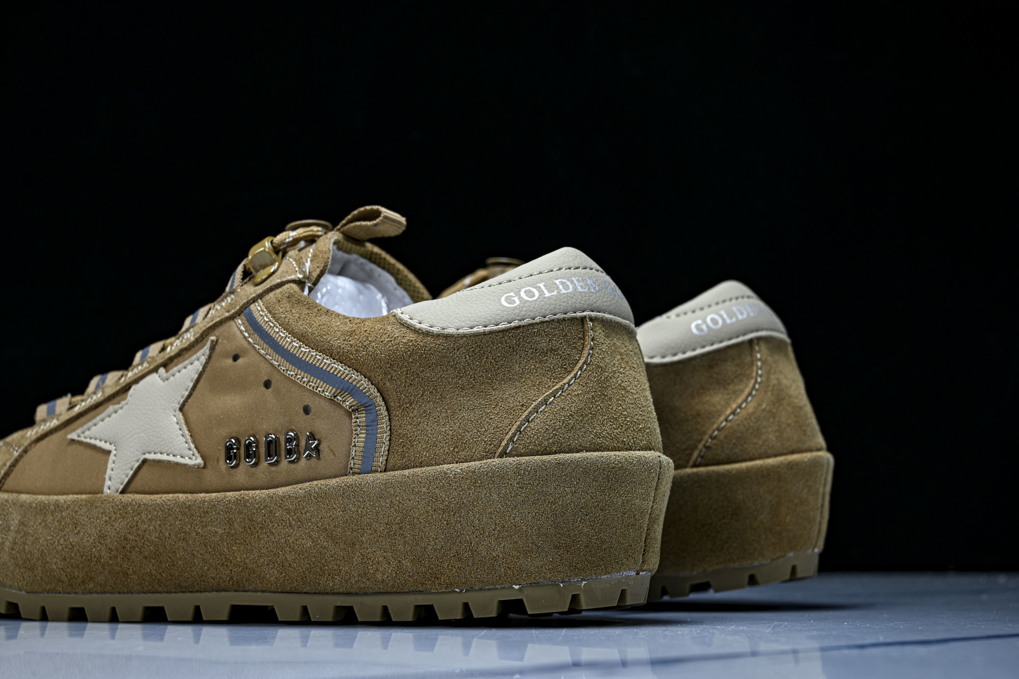 Golden Goose GGDB 麂皮拼接厚底系带休闲鞋女板鞋 #YZ006Golden Goose 