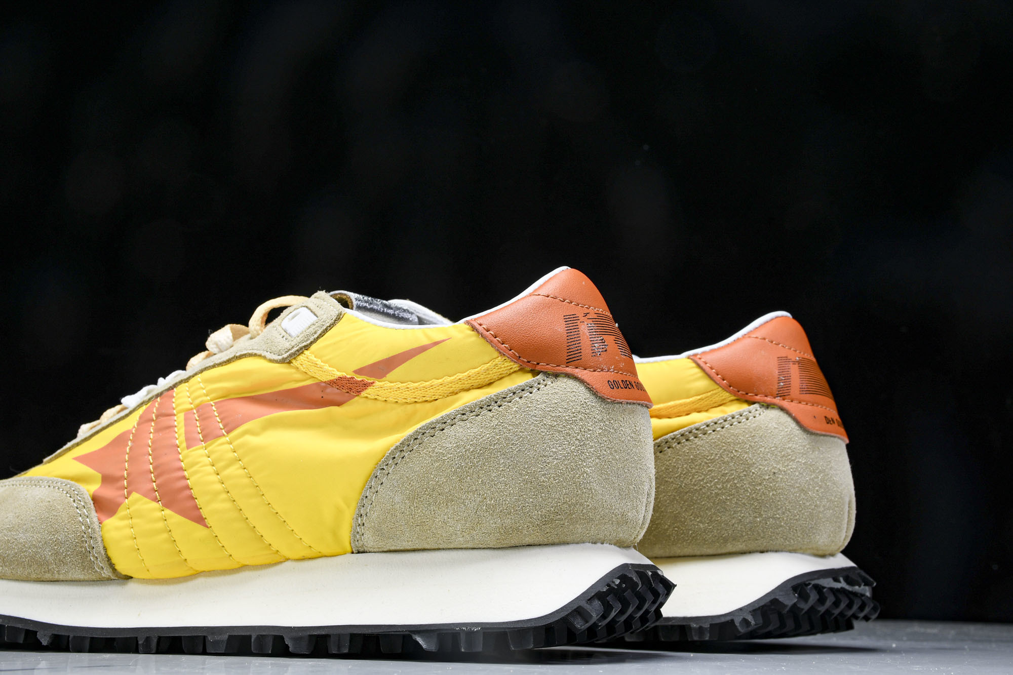 Golden Goose Marathon  舒适运动低帮生活休闲鞋_CM_4 #YZ006GGDB M