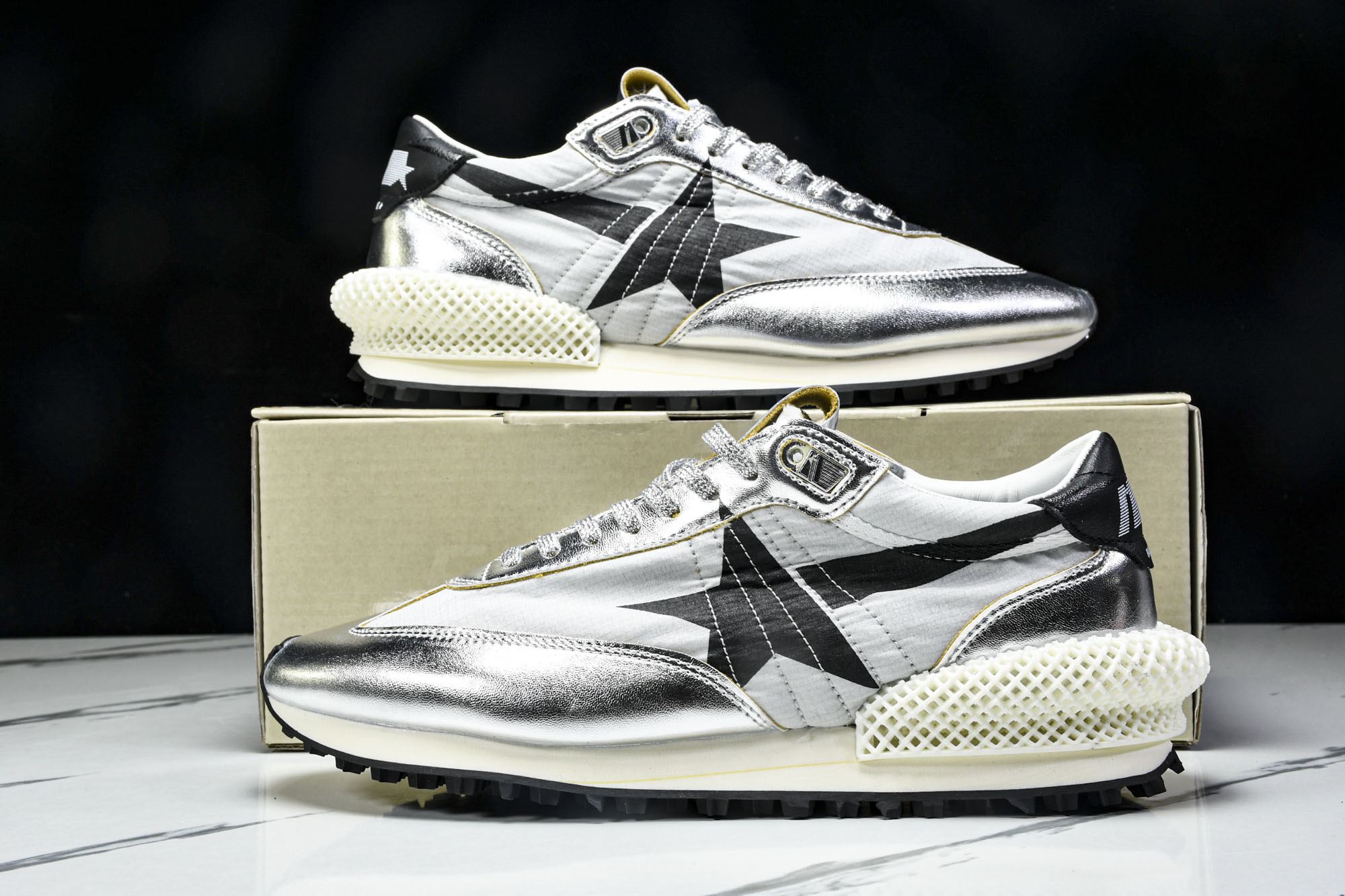 Golden Goose Marathon  舒适运动低帮生活休闲鞋_CM_5 #YZ006GGDB M