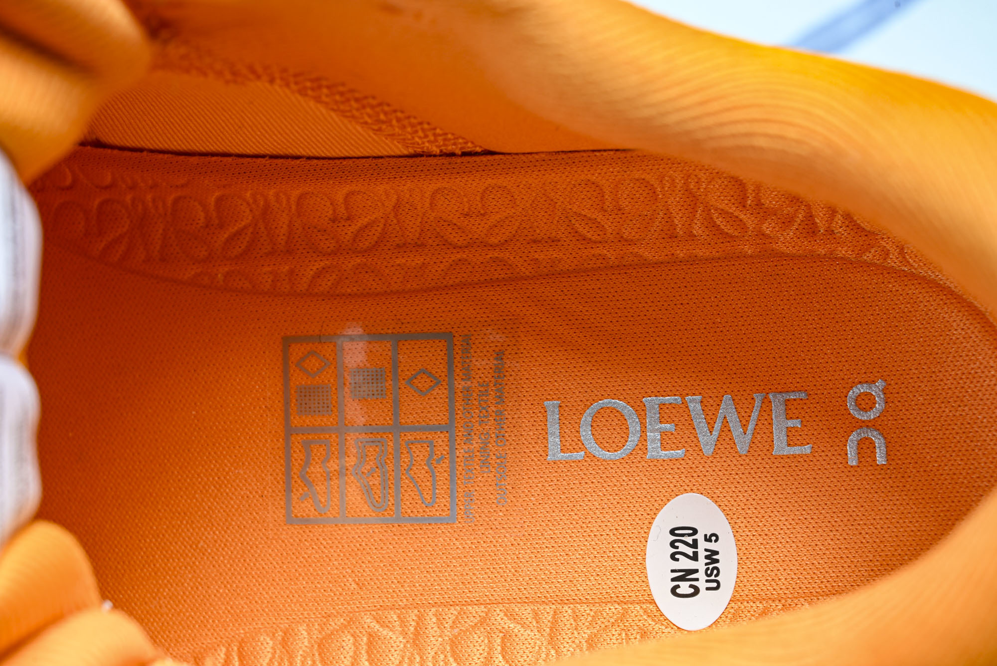 纯原On Running 昂跑男女士x Loewe Cloudsolo罗意威联名休闲运动鞋高端质感舒适透