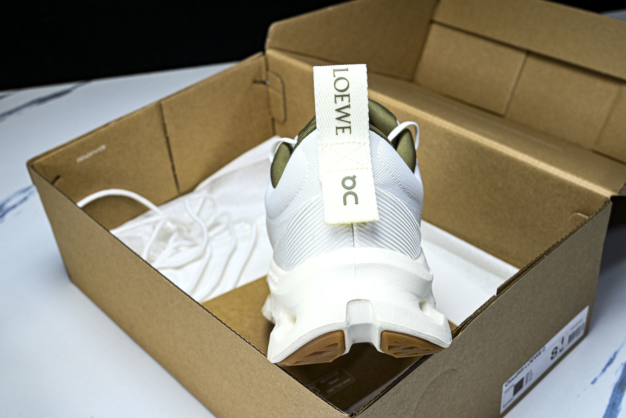 纯原LOEWE x ON Cloudtilt 2.0 Running罗意威 昂跑联名 运动跑鞋 3ME 