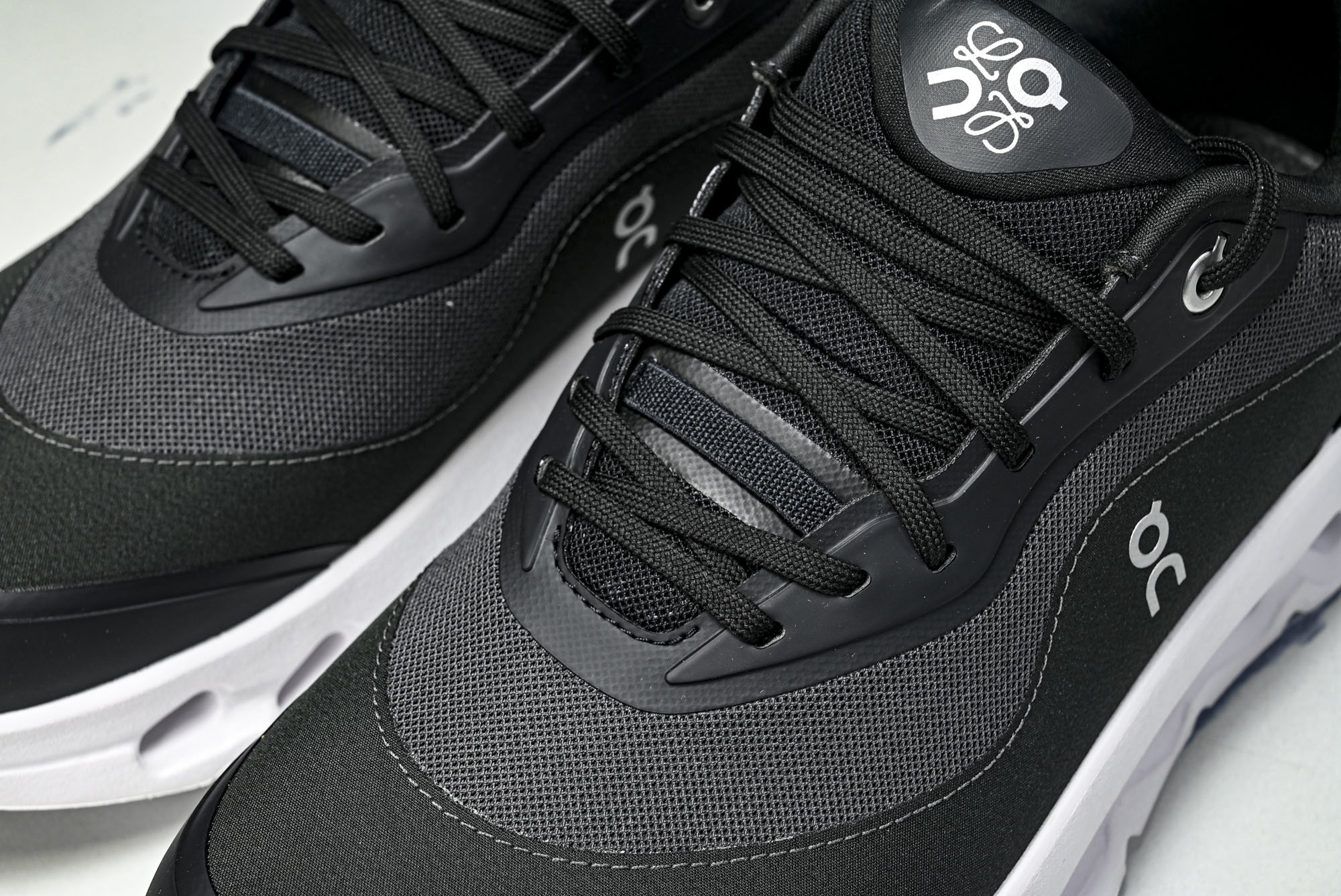 纯原LOEWE x ON Cloudtilt 2.0 Running罗意威 昂跑联名 运动跑鞋  #YZ
