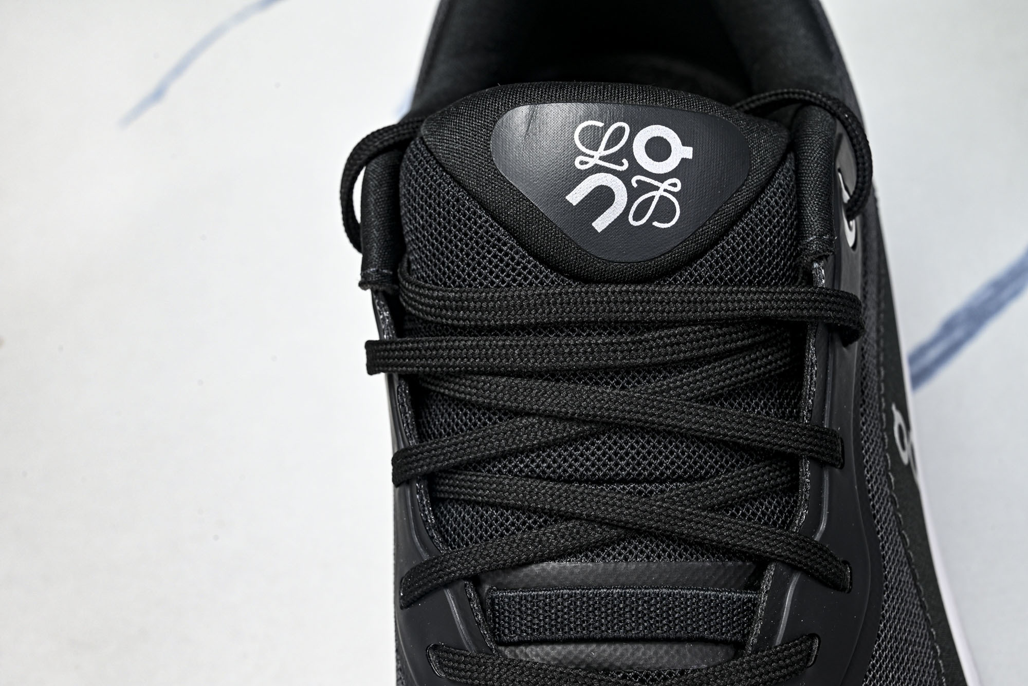 纯原LOEWE x ON Cloudtilt 2.0 Running罗意威 昂跑联名 运动跑鞋  #YZ