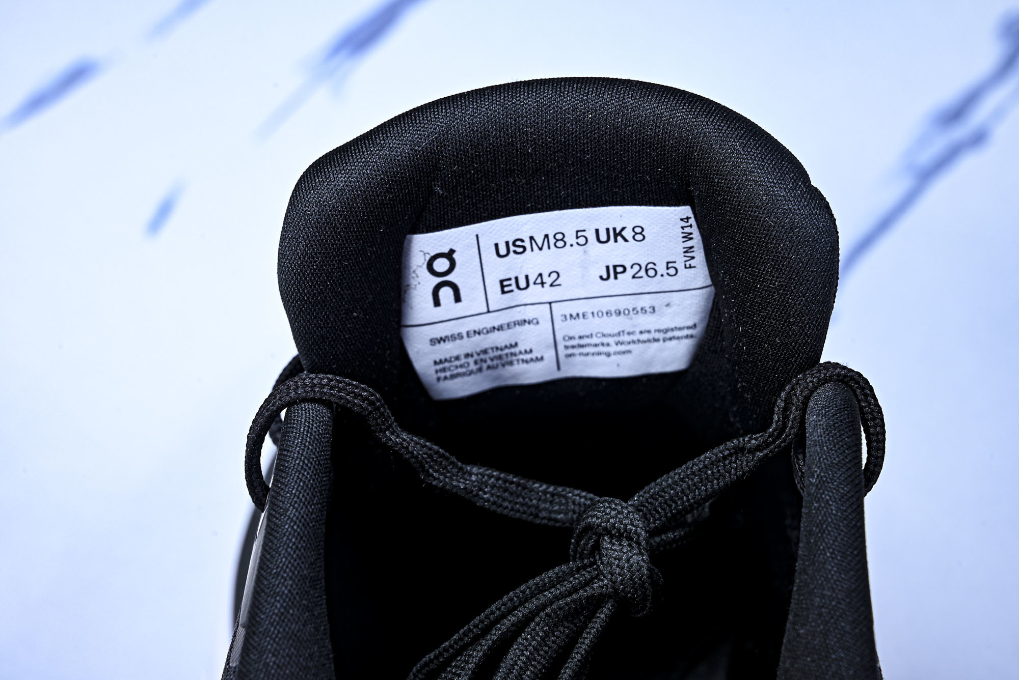 纯原LOEWE x ON Cloudtilt 2.0 Running罗意威 昂跑联名 运动跑鞋  #YZ