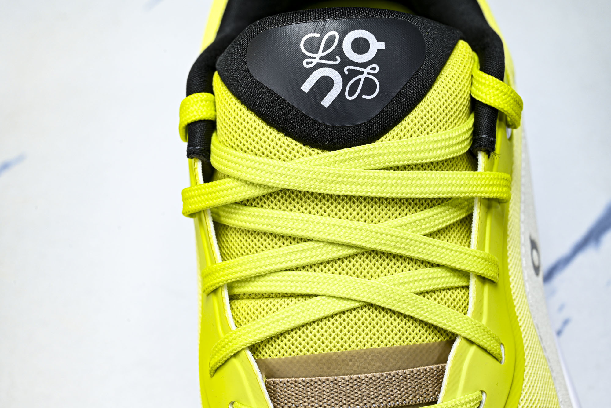 纯原LOEWE x ON Cloudtilt 2.0 Running罗意威 昂跑联名 运动跑鞋  #YZ