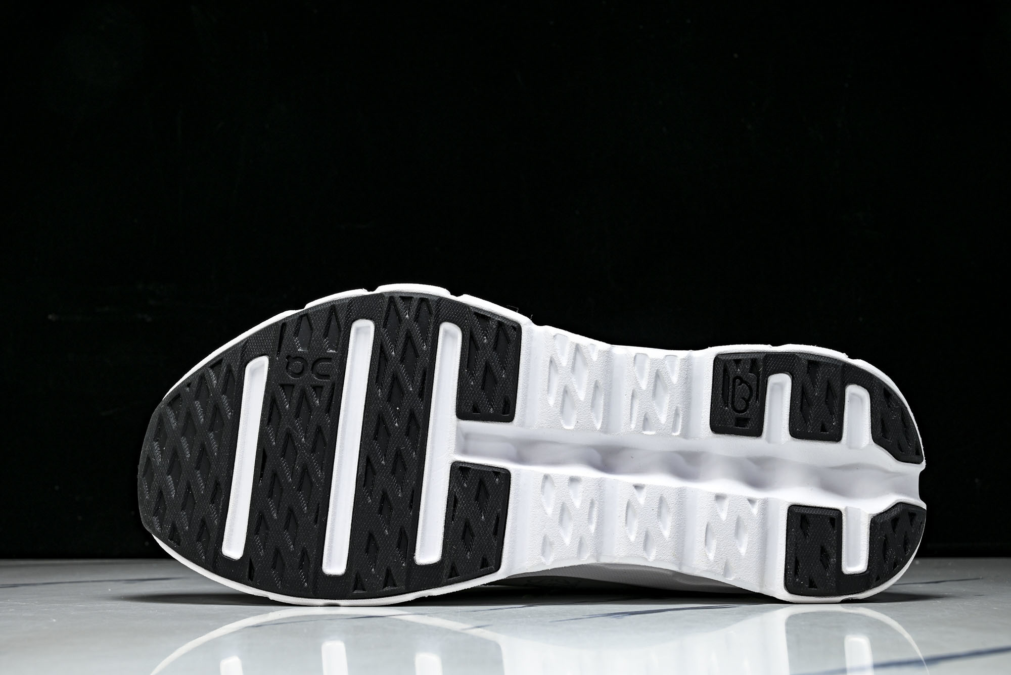 纯原LOEWE x ON Cloudtilt 2.0 Running罗意威 昂跑联名 运动跑鞋 -1 #