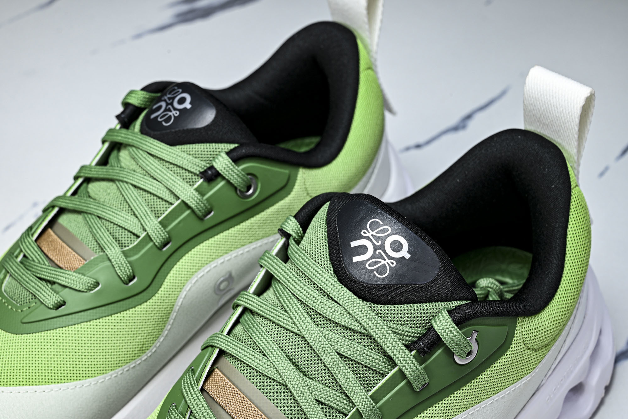 纯原LOEWE x ON Cloudtilt 2.0 Running罗意威 昂跑联名 运动跑鞋 -1 #