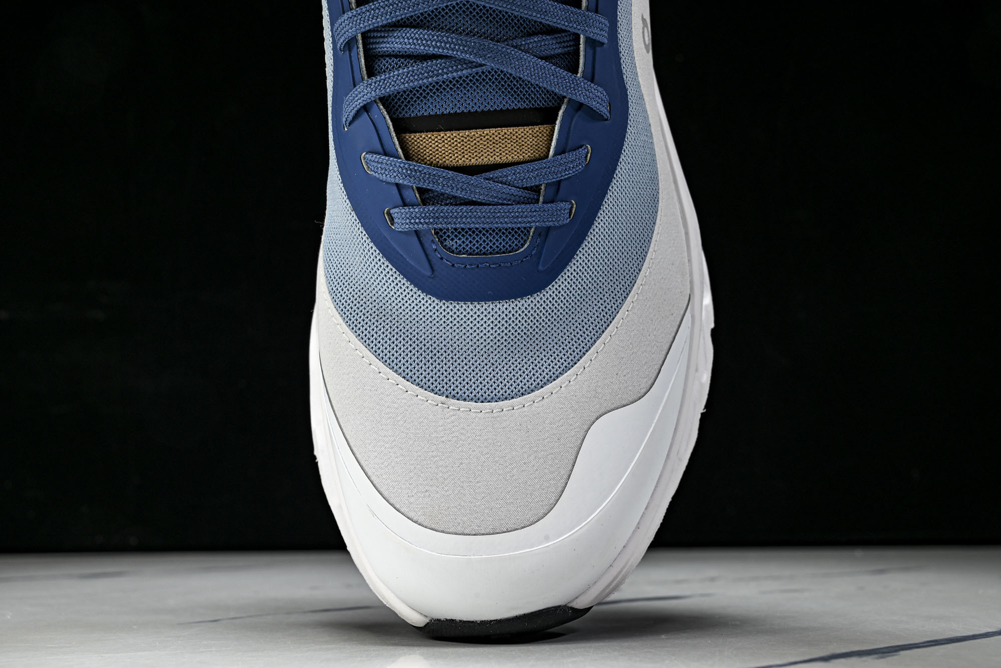 纯原LOEWE x ON Cloudtilt 2.0 Running罗意威 昂跑联名 运动跑鞋  #YZ