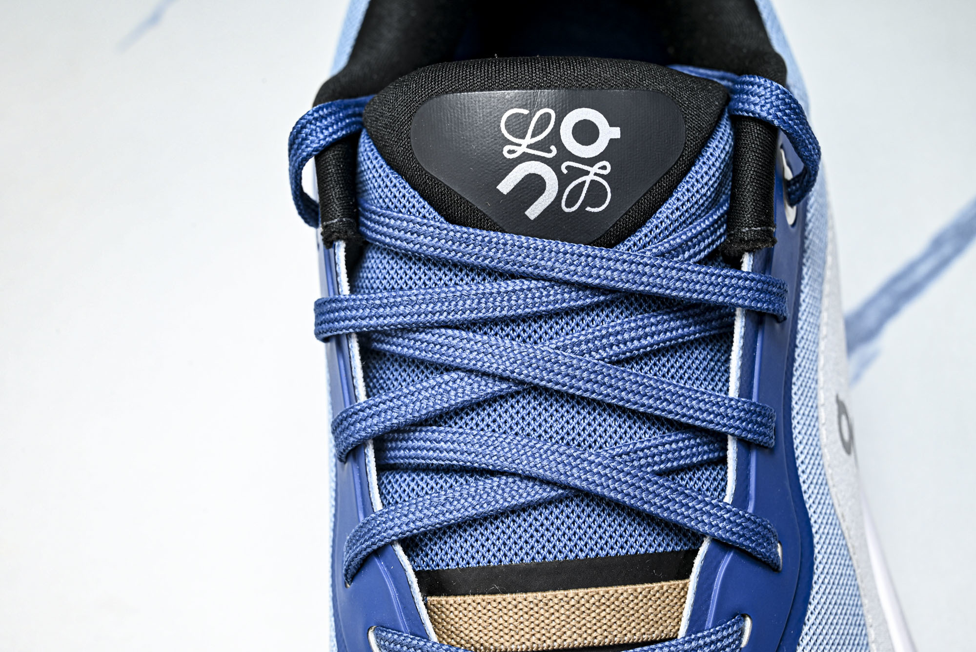 纯原LOEWE x ON Cloudtilt 2.0 Running罗意威 昂跑联名 运动跑鞋  #YZ