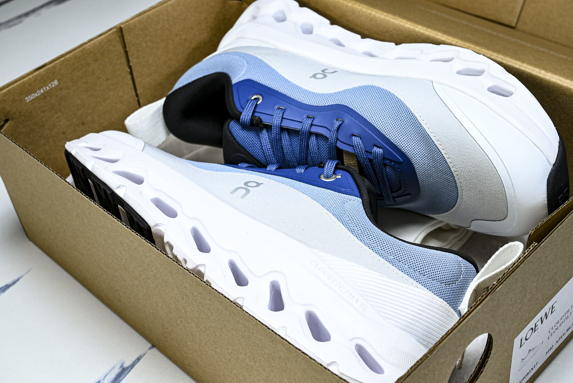 纯原LOEWE x ON Cloudtilt 2.0 Running罗意威 昂跑联名 运动跑鞋  #YZ
