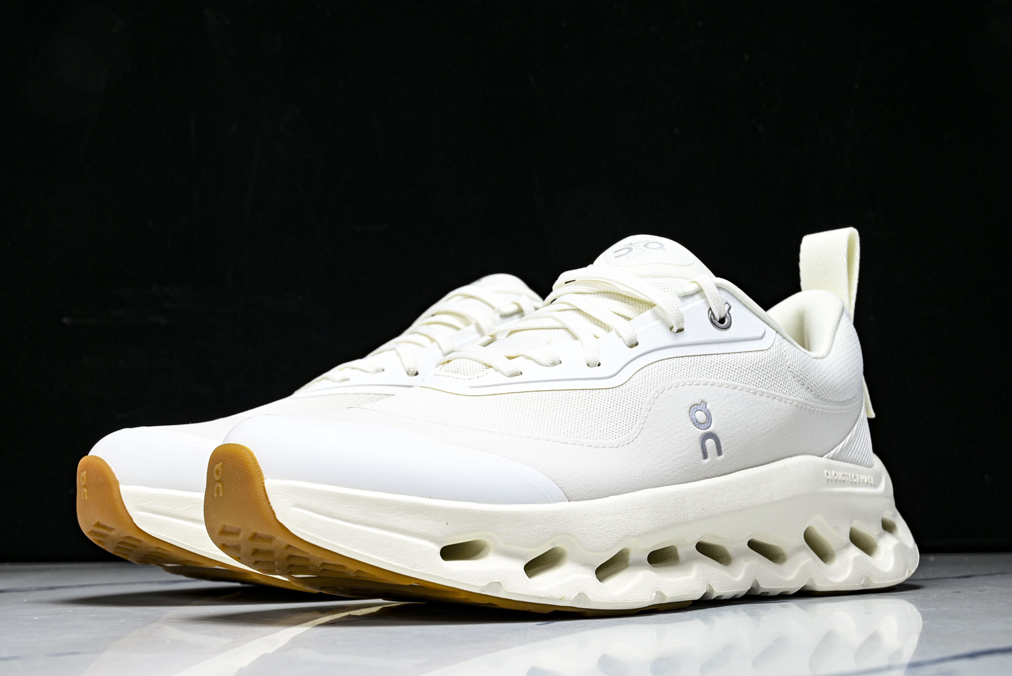 纯原LOEWE x ON Cloudtilt 2.0 Running罗意威 昂跑联名 运动跑鞋  #YZ