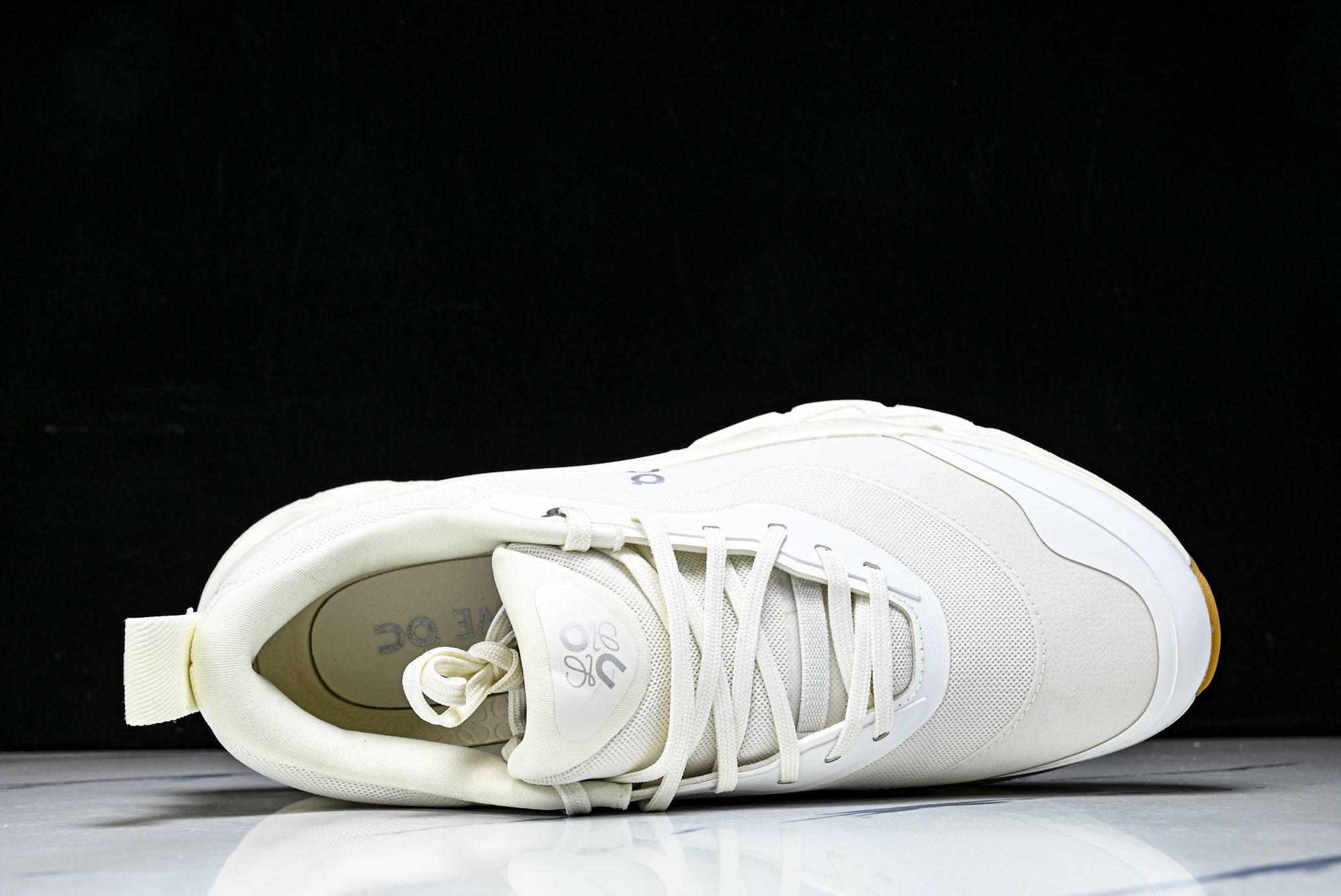 纯原LOEWE x ON Cloudtilt 2.0 Running罗意威 昂跑联名 运动跑鞋  #YZ