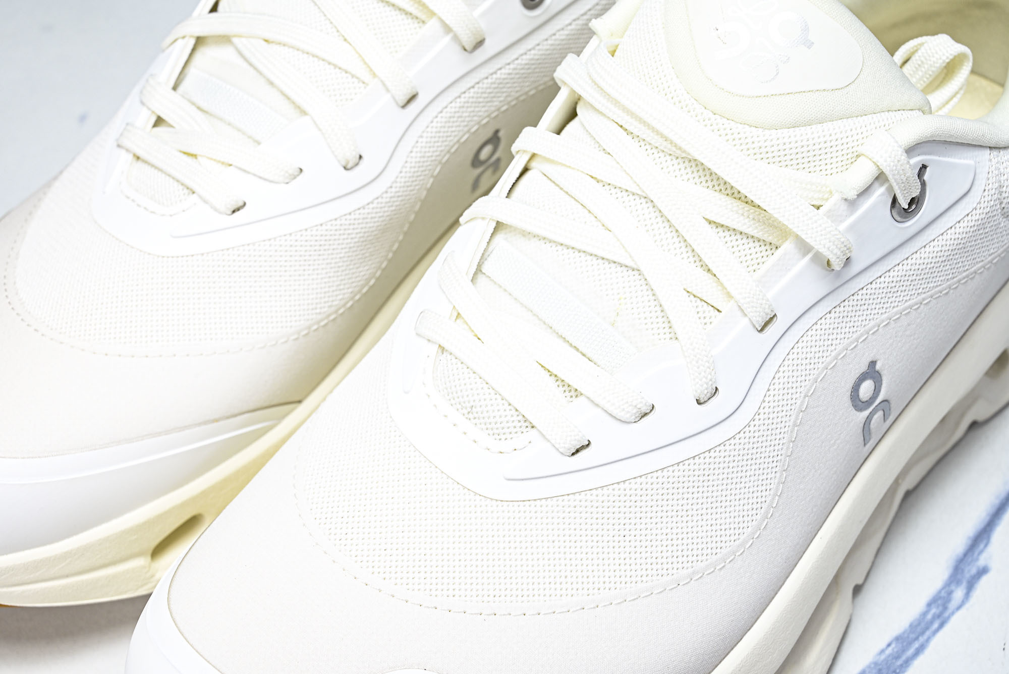 纯原LOEWE x ON Cloudtilt 2.0 Running罗意威 昂跑联名 运动跑鞋  #YZ