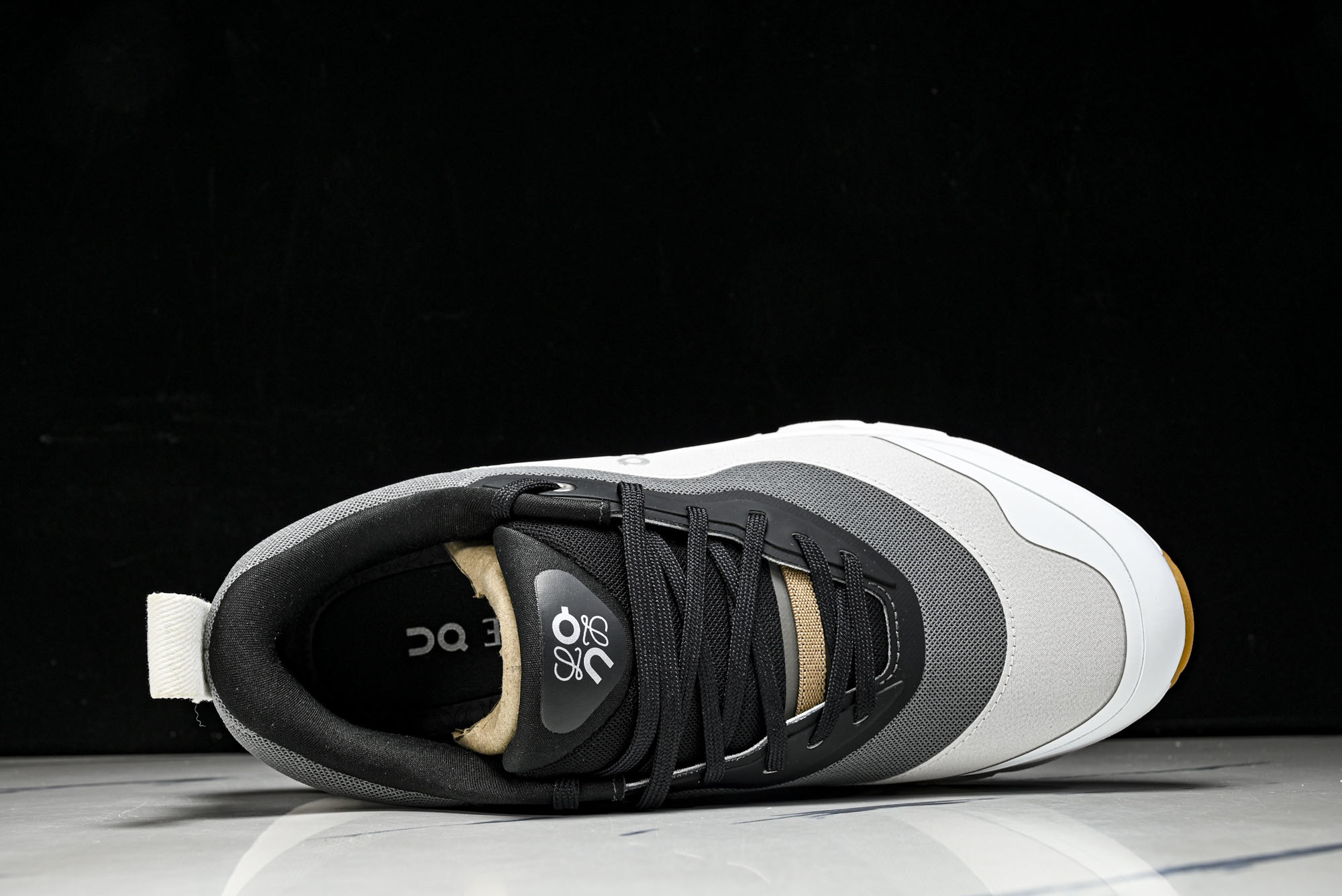 纯原LOEWE x ON Cloudtilt 2.0 Running罗意威 昂跑联名 运动跑鞋  #YZ