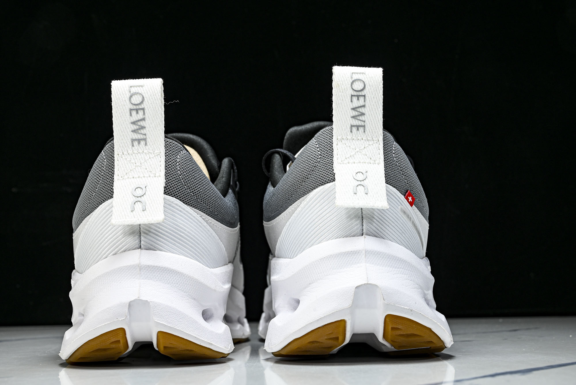 纯原LOEWE x ON Cloudtilt 2.0 Running罗意威 昂跑联名 运动跑鞋  #YZ