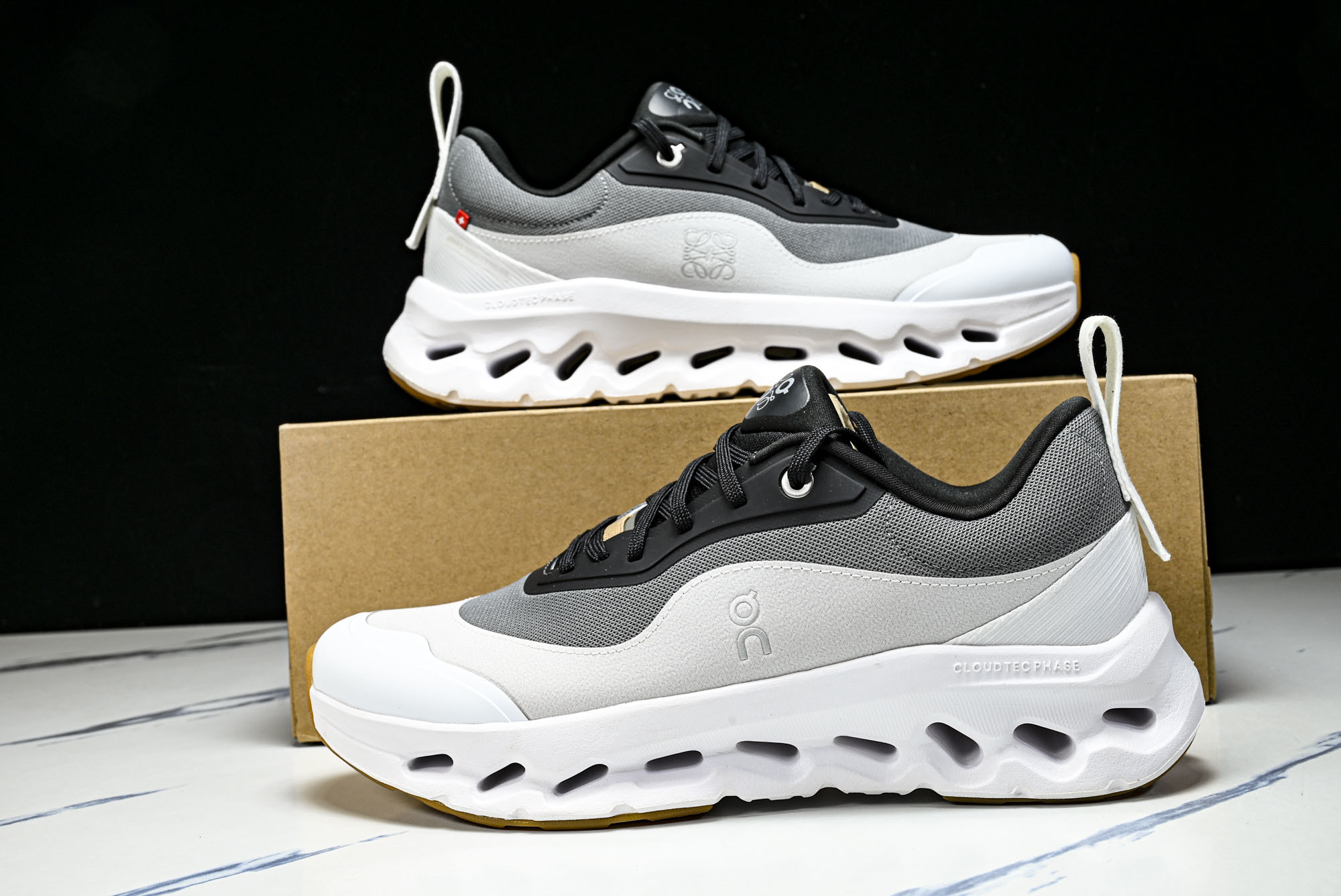 纯原LOEWE x ON Cloudtilt 2.0 Running罗意威 昂跑联名 运动跑鞋  #YZ