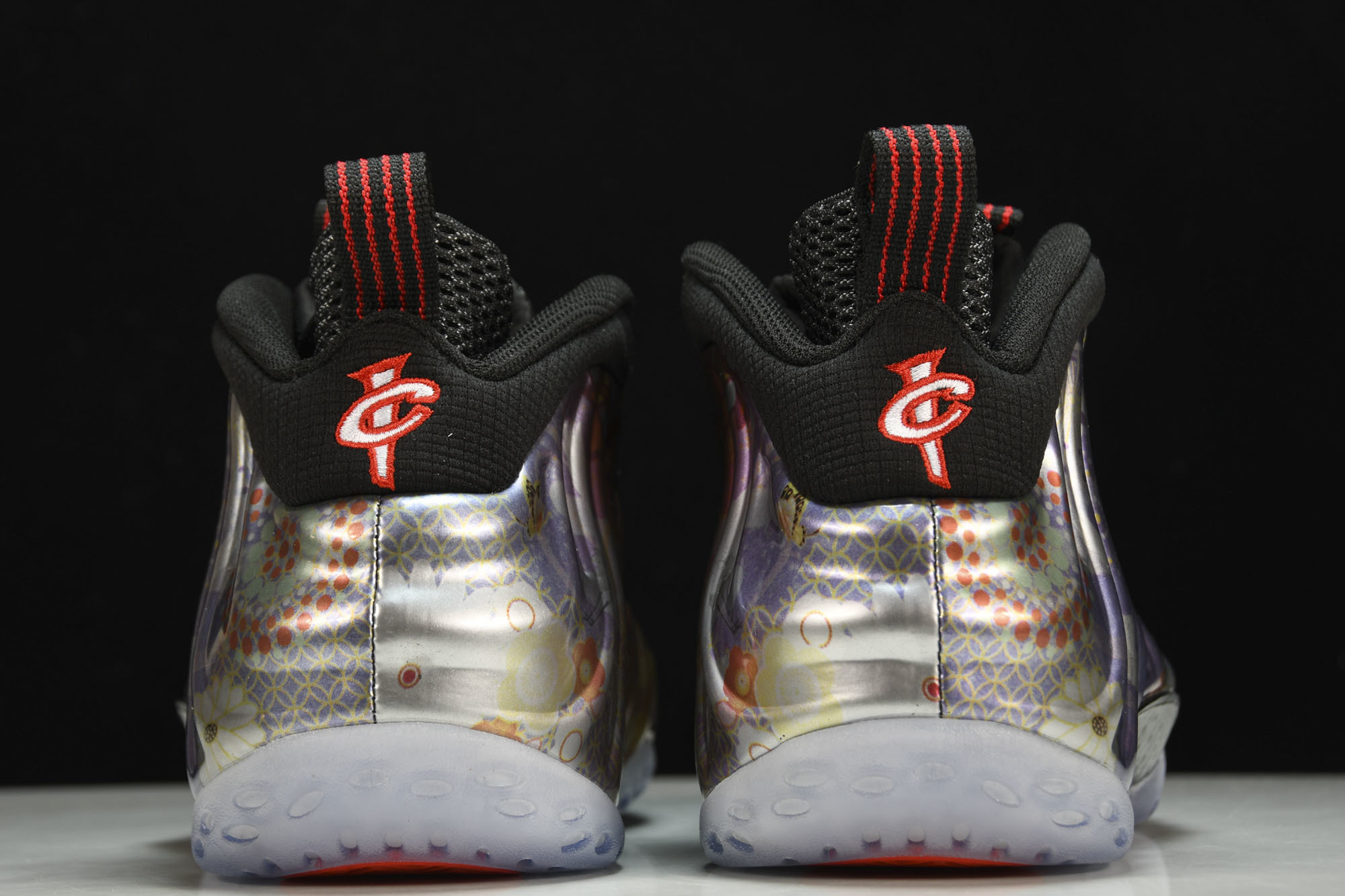NK Air Foamposite One CNY限量新年烟花喷AO7541-00638.5 39 41