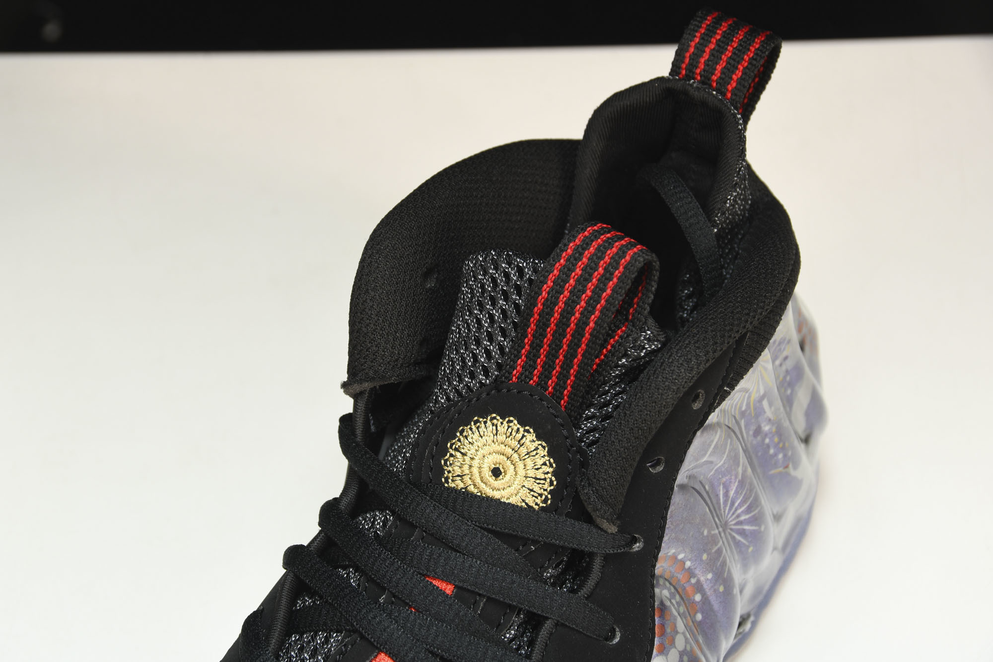 NK Air Foamposite One CNY限量新年烟花喷AO7541-00638.5 39 41