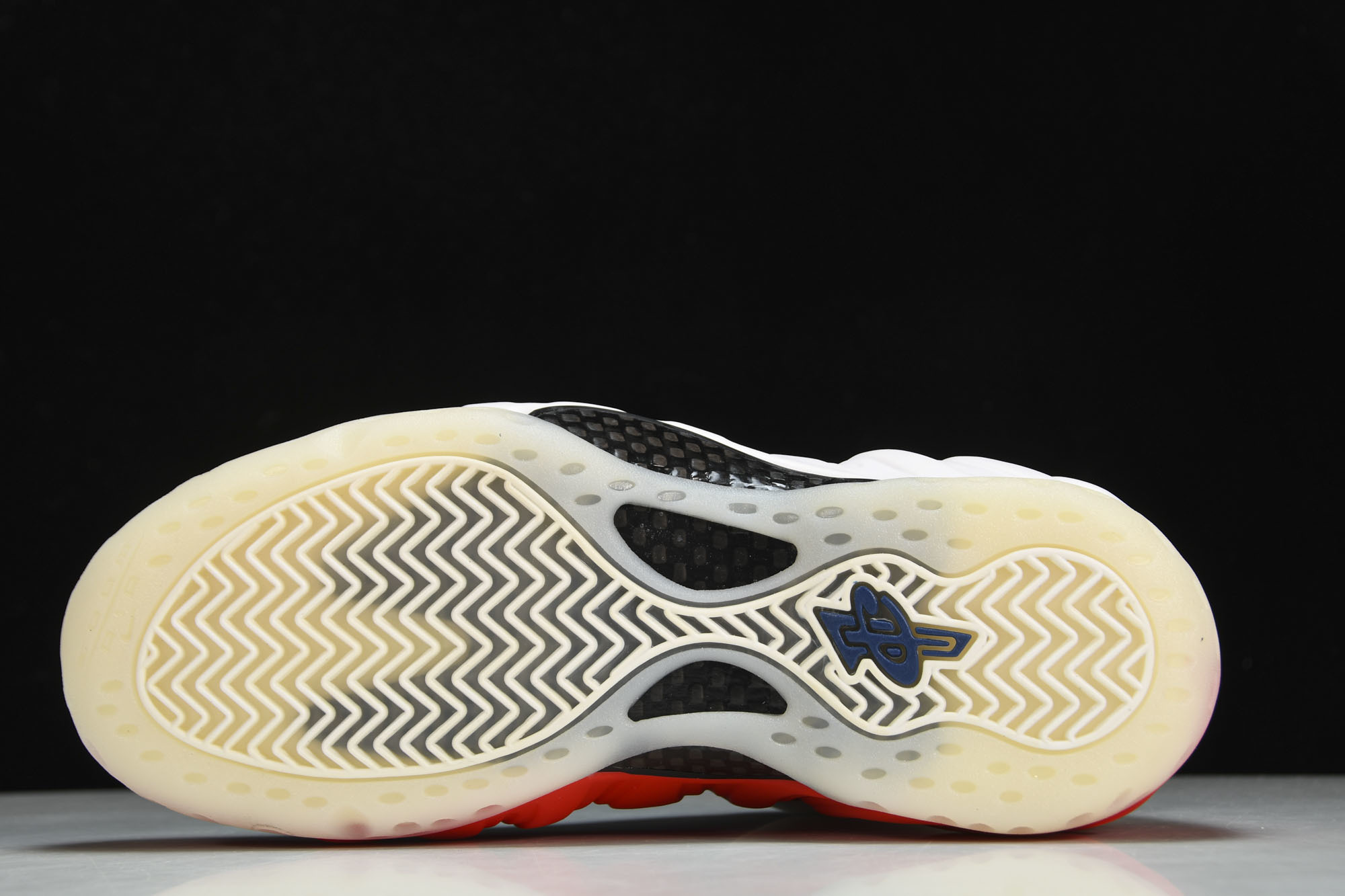 NK Air Foamposite One USA 鸳鸯 阴阳喷 AA3963-10238.5 39 4