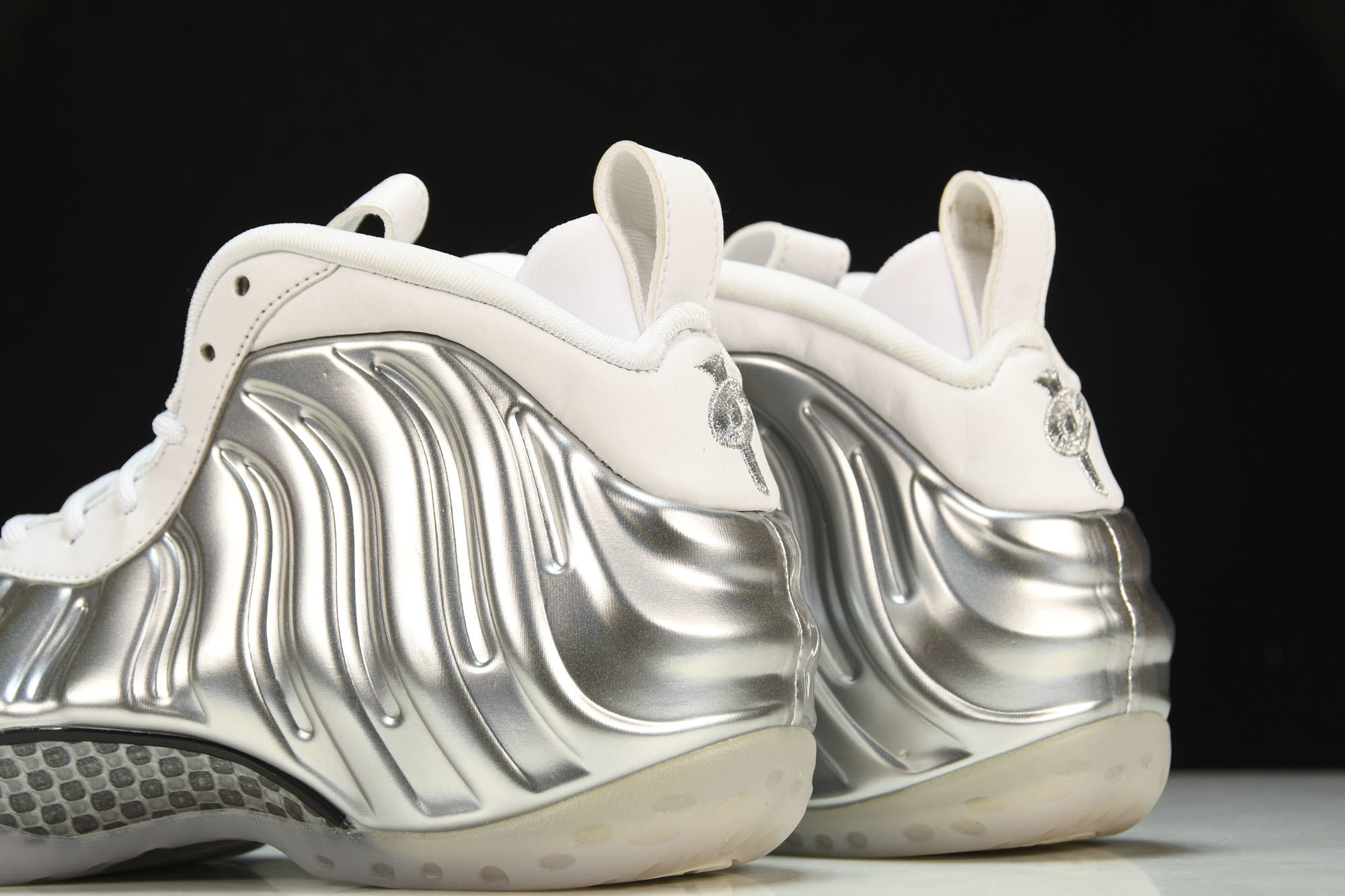 NK Air Foamposite One WMNS Chrome 白银喷泡 AA3963-10038.