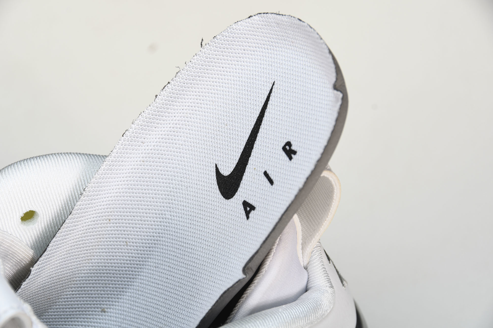 NK Air Foamposite One WMNS Chrome 白银喷泡 AA3963-10038.