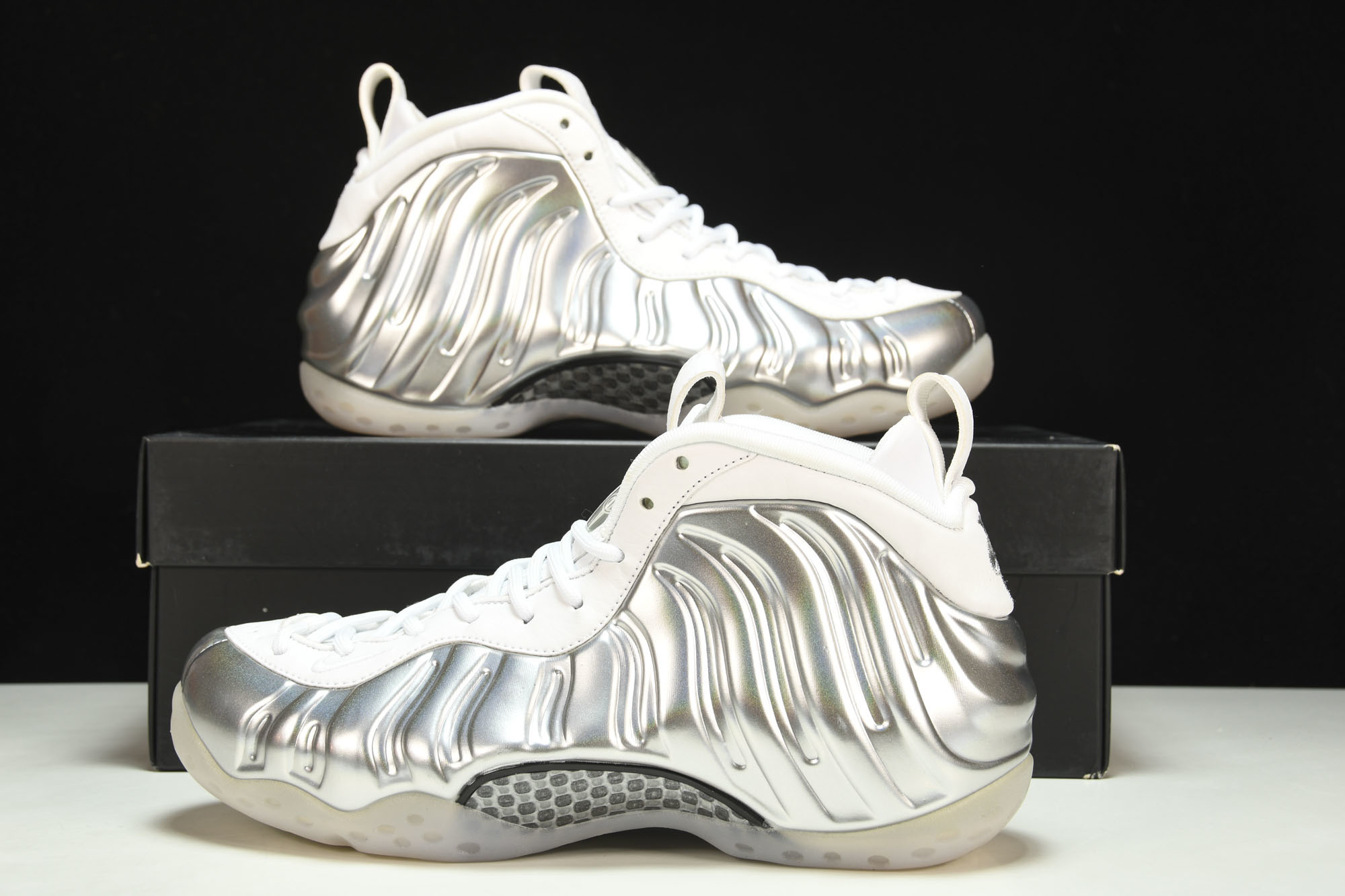 NK Air Foamposite One WMNS Chrome 白银喷泡 AA3963-10038.