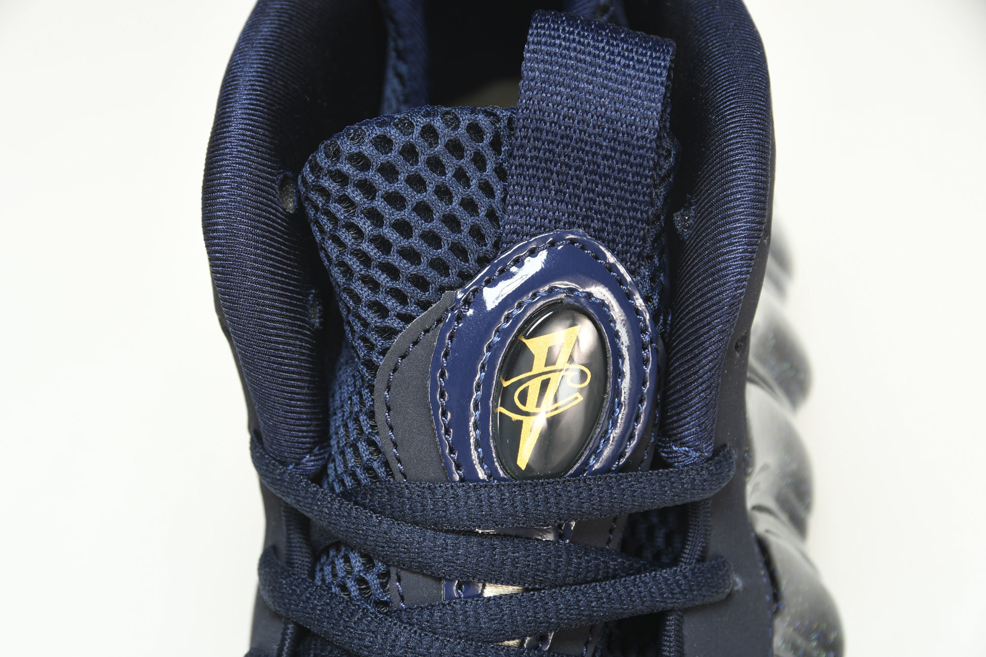 NK Air Foamposite One 黑曜石 隐形人喷 AA3963-40038.5 39 41 