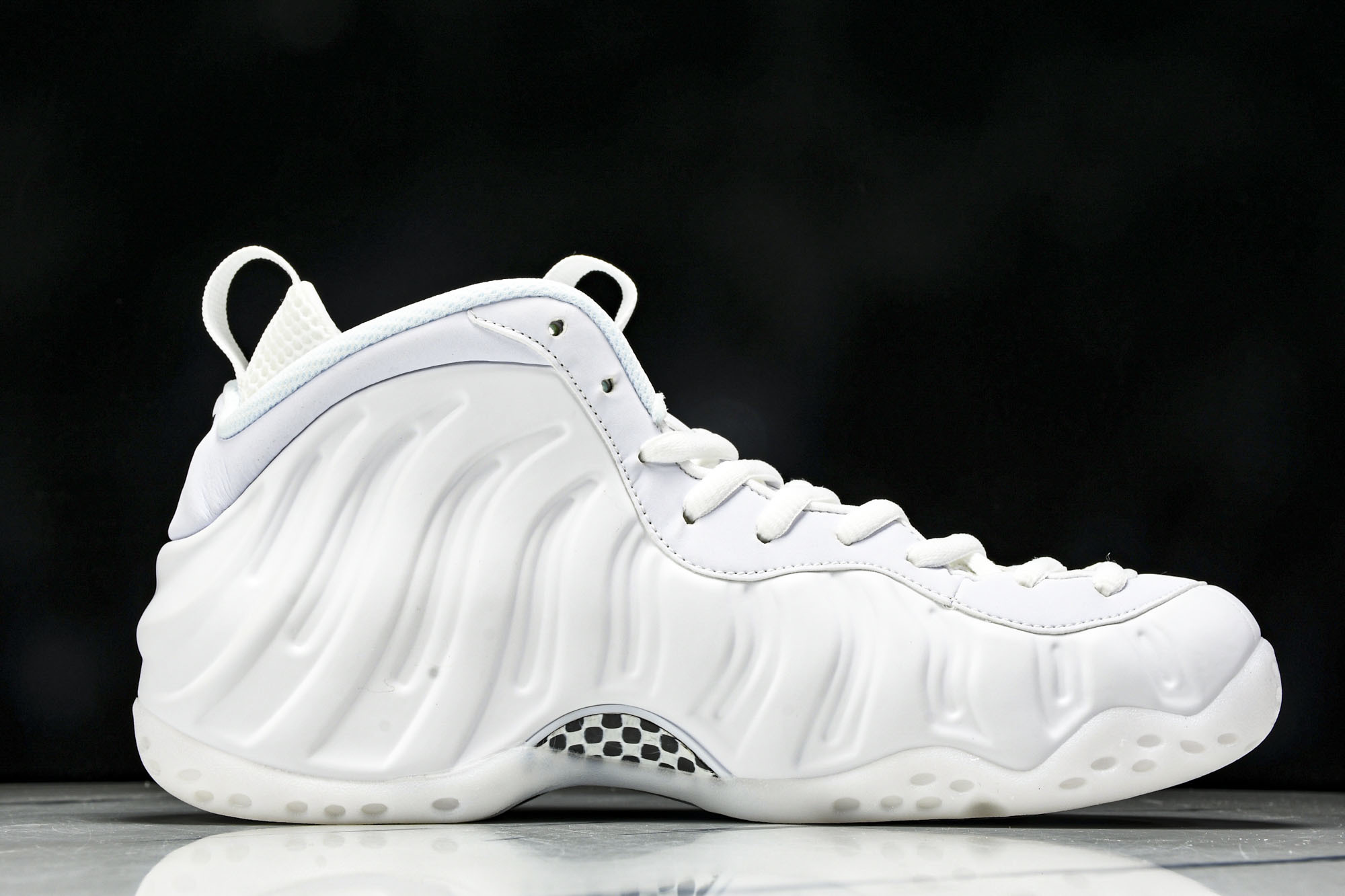 NK Air Foamposite One “Triple White” 舒适百搭 防滑耐磨 中帮 复古