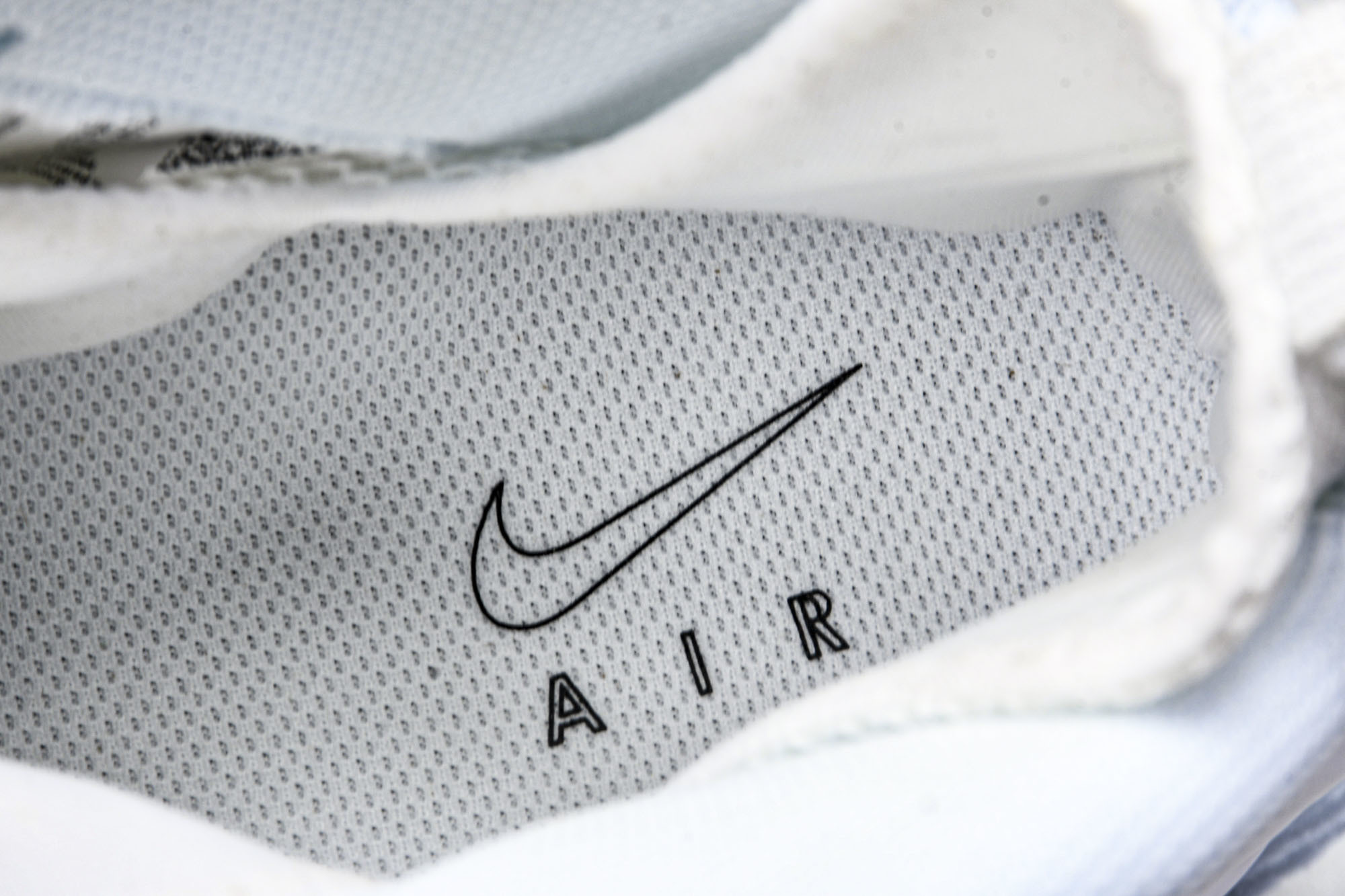 NK Air Foamposite One “Triple White” 舒适百搭 防滑耐磨 中帮 复古