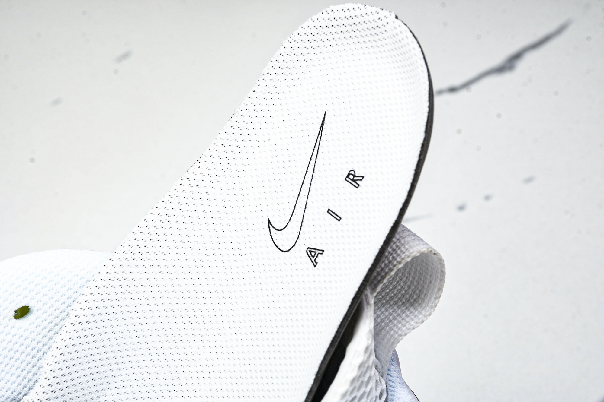 NK Air Foamposite One “Triple White” 舒适百搭 防滑耐磨 中帮 复古