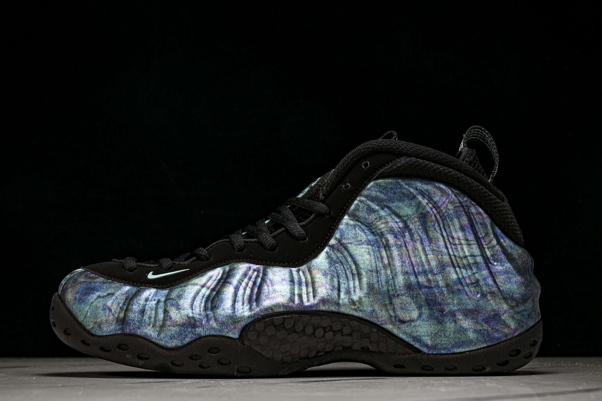NK 耐克 AIR FOAMPOSITE ONE PRM 男士减震支撑中帮运动复古篮球鞋 009产品品控