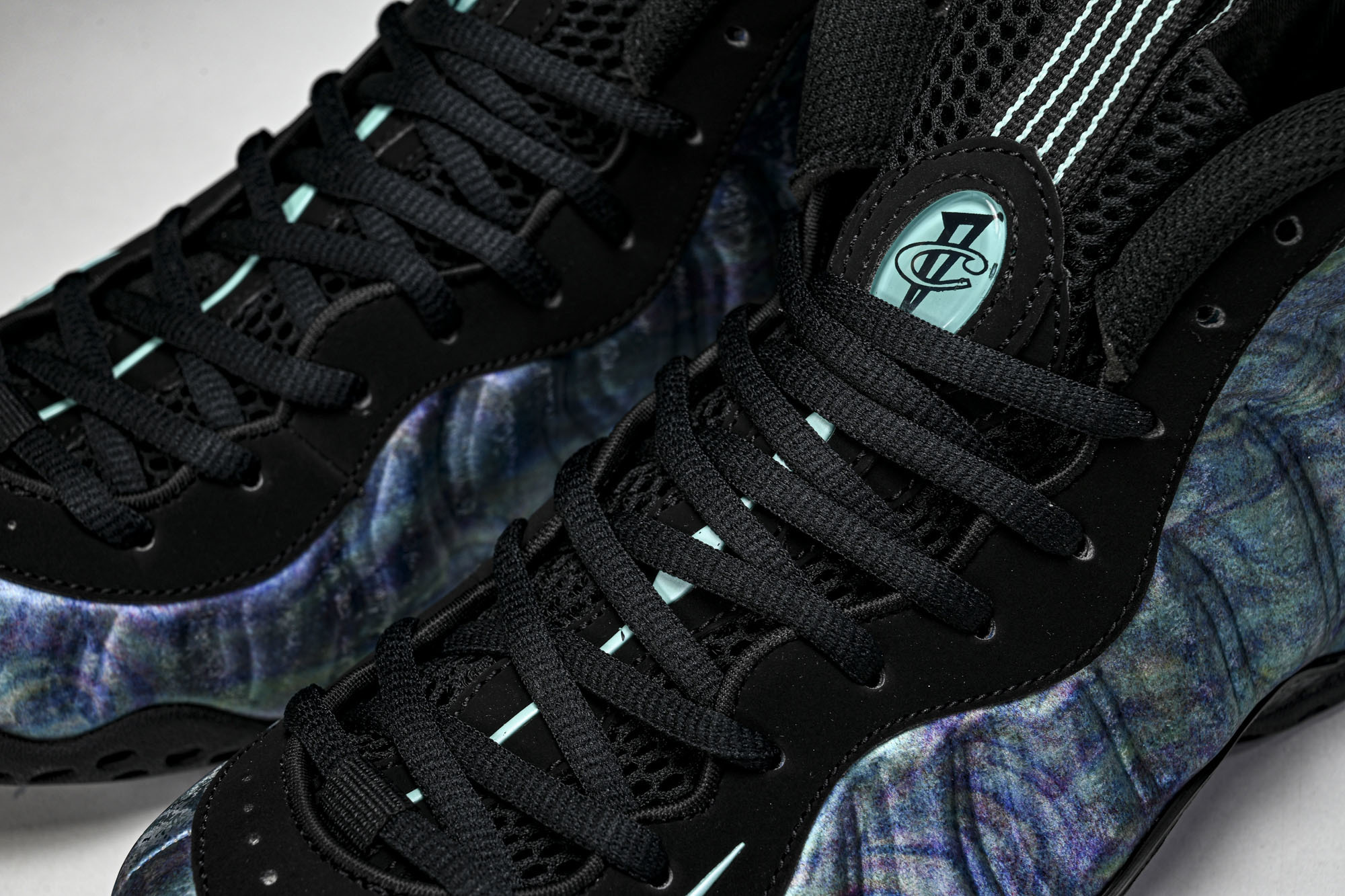 NK 耐克 AIR FOAMPOSITE ONE PRM 男士减震支撑中帮运动复古篮球鞋 009产品品控