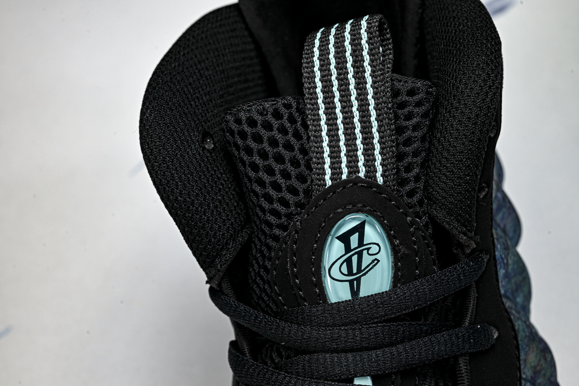 NK 耐克 AIR FOAMPOSITE ONE PRM 男士减震支撑中帮运动复古篮球鞋 009产品品控