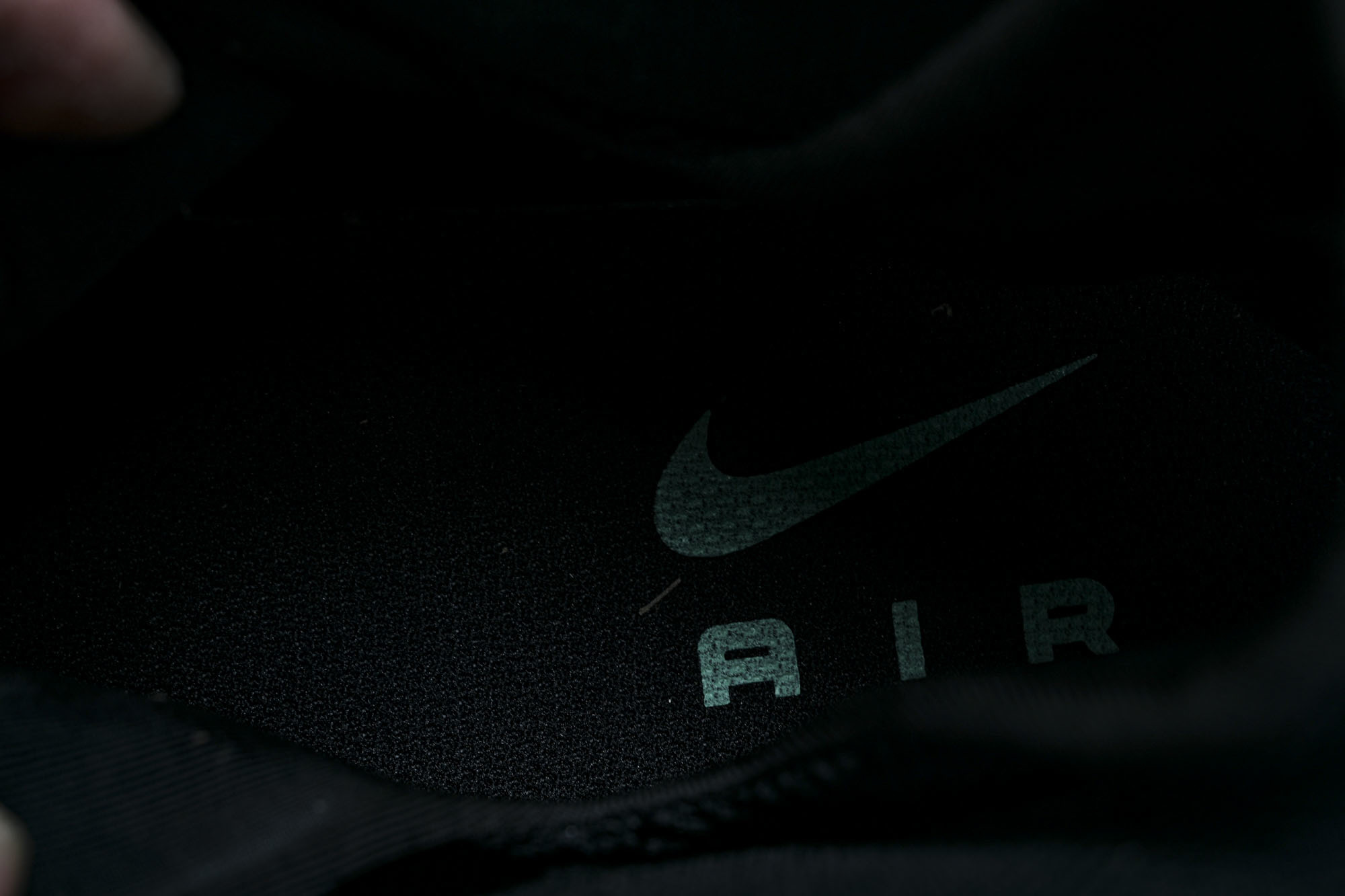 NK 耐克 AIR FOAMPOSITE ONE PRM 男士减震支撑中帮运动复古篮球鞋 009产品品控