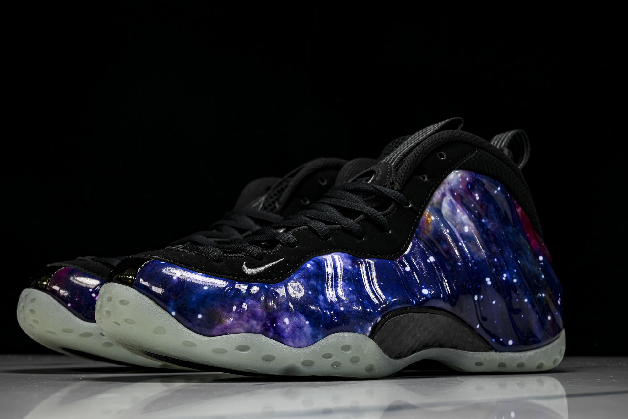 NK 耐克 AIR FOAMPOSITE ONE QS 男士减震支撑中帮运动复古篮球鞋FQ4303 40