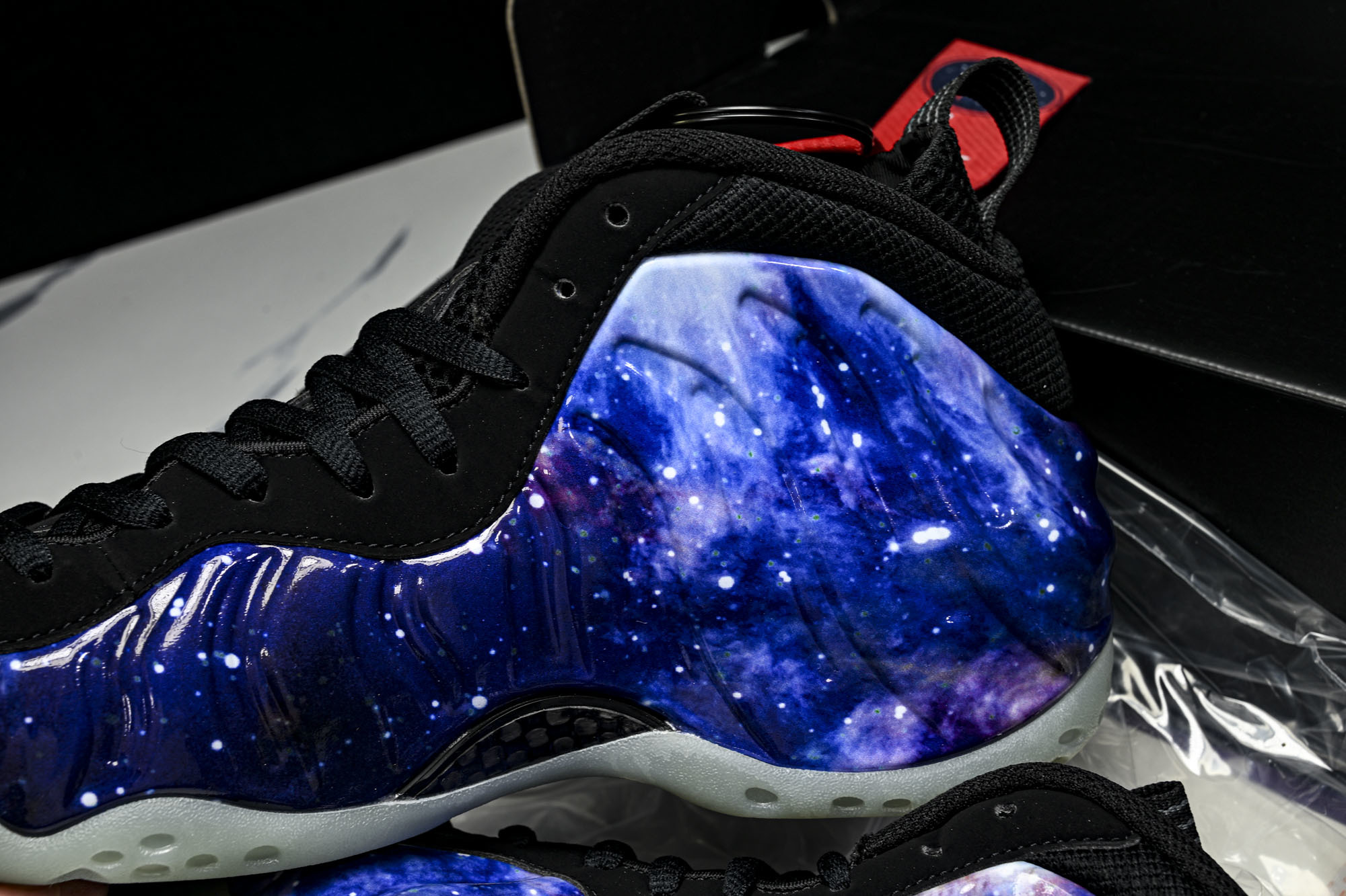 NK 耐克 AIR FOAMPOSITE ONE QS 男士减震支撑中帮运动复古篮球鞋FQ4303 40