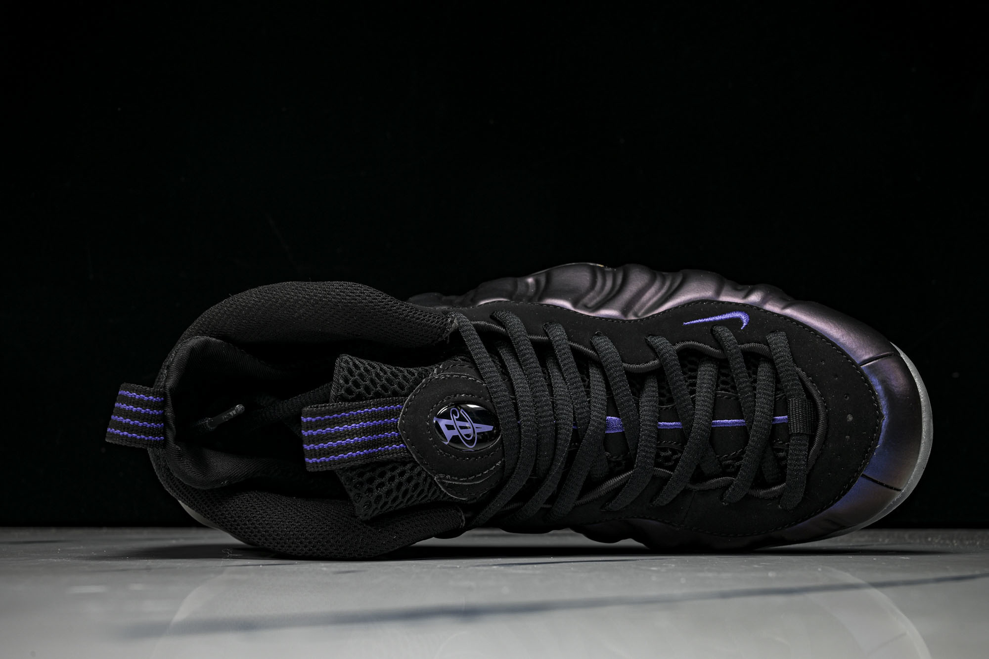NK 耐克 AIR FOAMPOSITE ONE 男士减震支撑中帮运动复古篮球鞋FN5212 001产品
