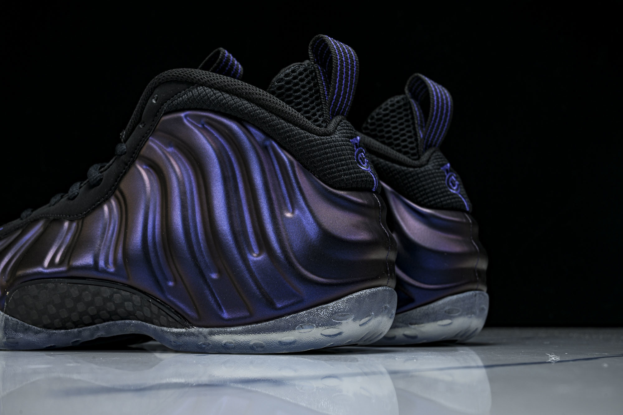 NK 耐克 AIR FOAMPOSITE ONE 男士减震支撑中帮运动复古篮球鞋FN5212 001产品